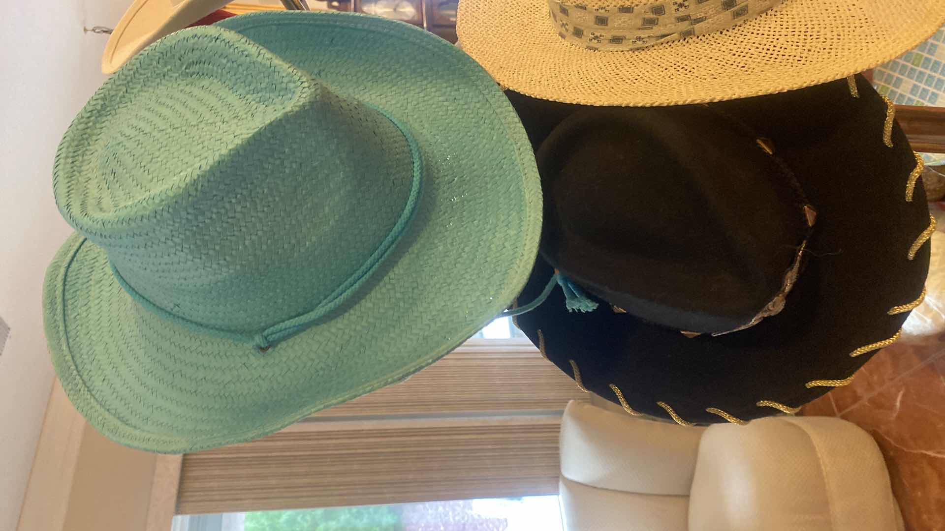Photo 1 of 8 - WOMENS WESTERN HATS
