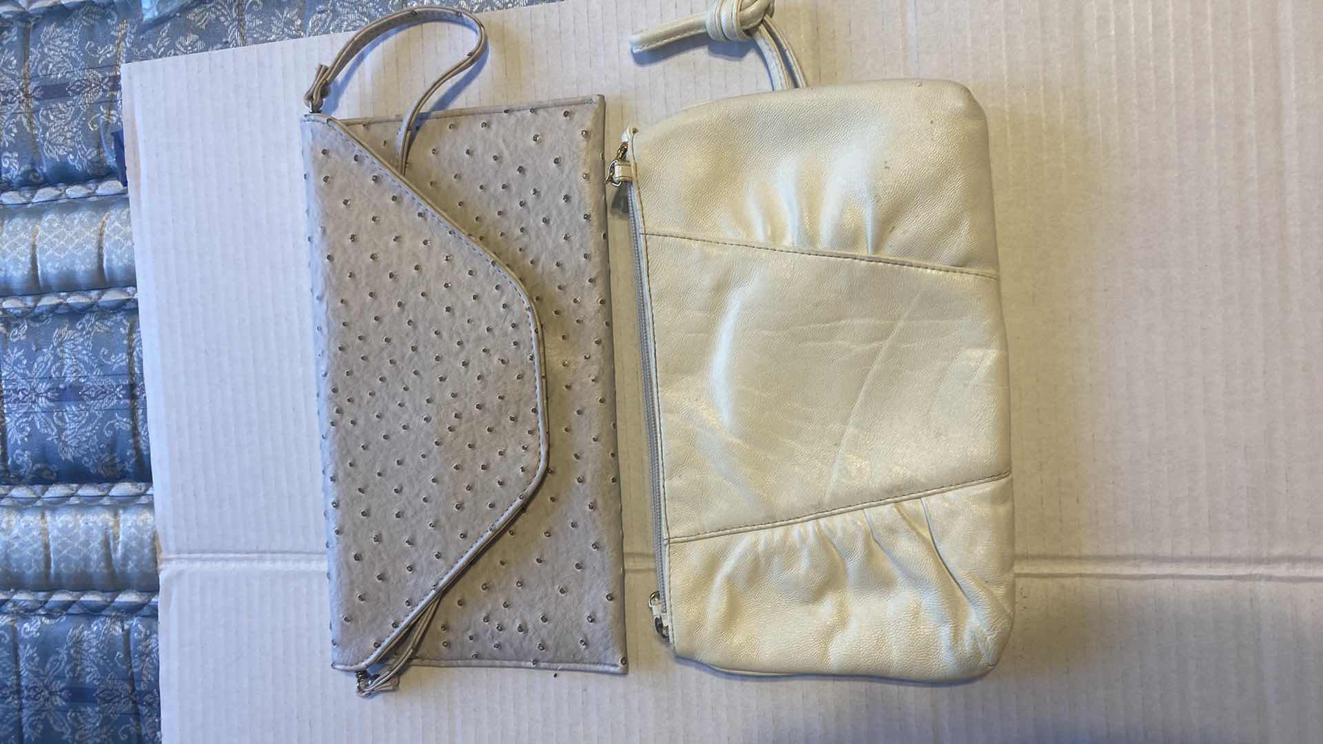 Photo 1 of 5 - WOMENS CLUTCH HANDBAGS