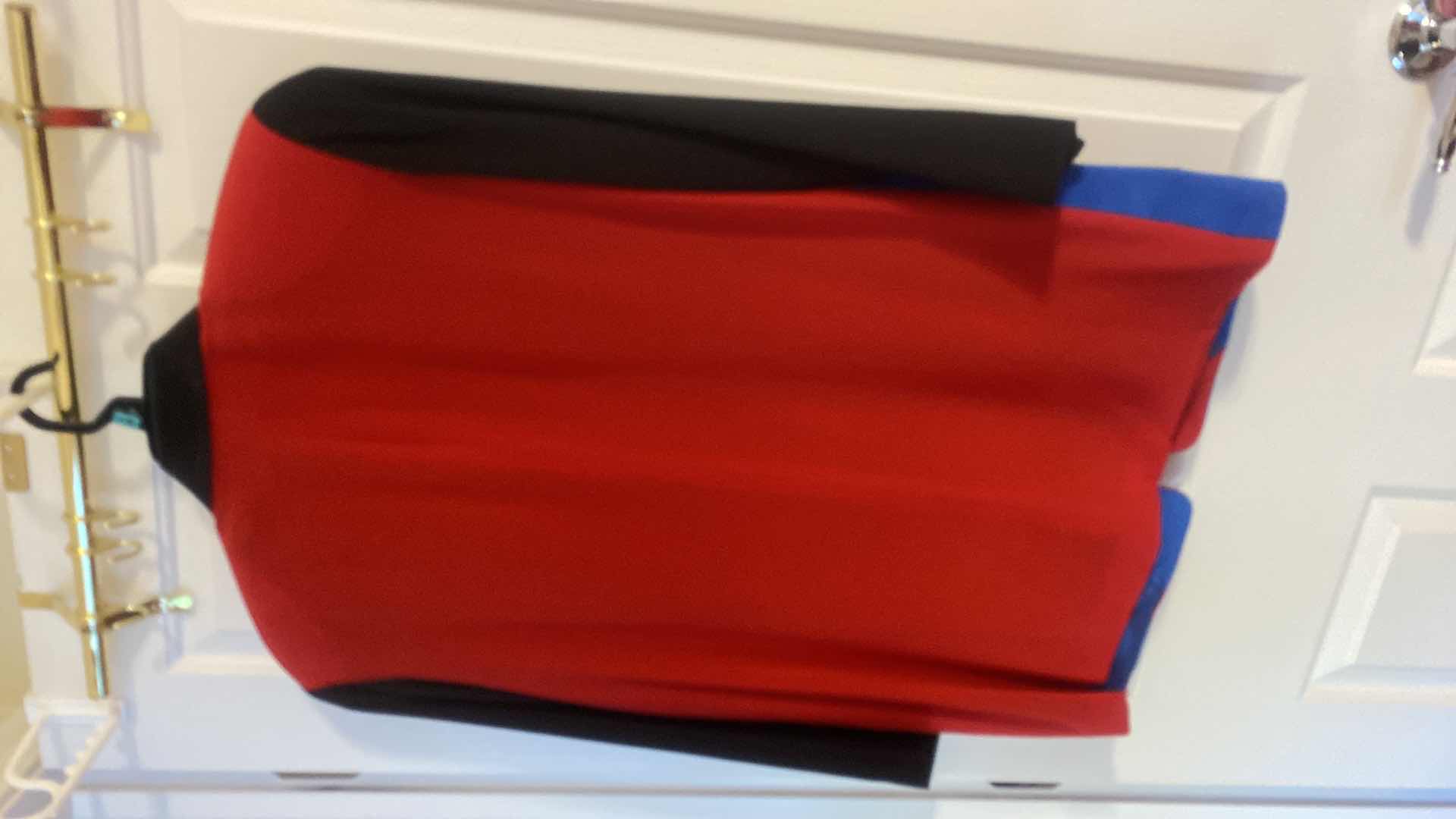 Photo 1 of VINTAGE WOMENS SIZE 10 OVERSIZED CASINO STYLE JACKET WITH BRACELET SLEEVES