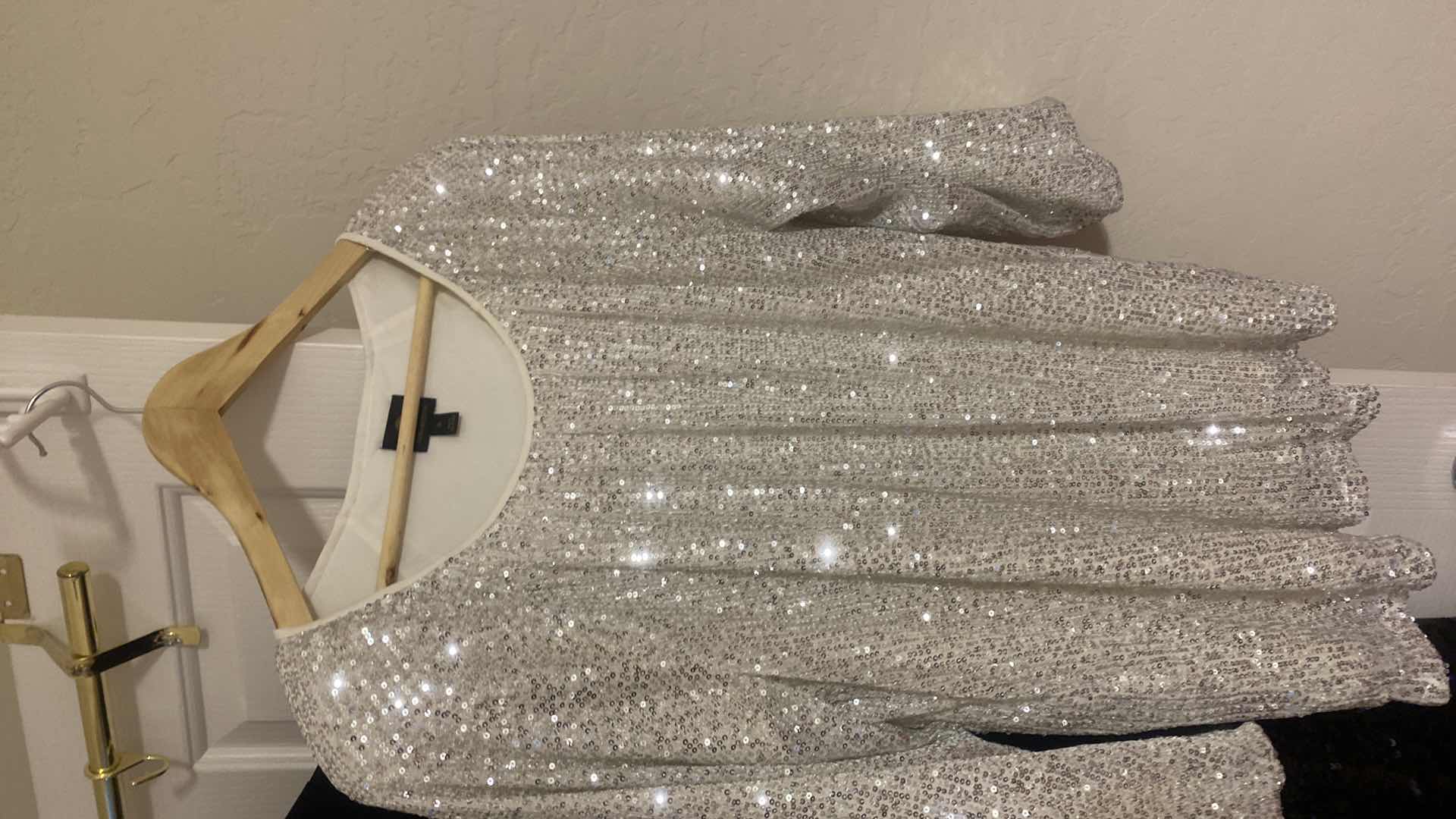 Photo 1 of 4 - WOMENS CLOTHING SIZES 0X, 1X & CHICOS SIZE 2