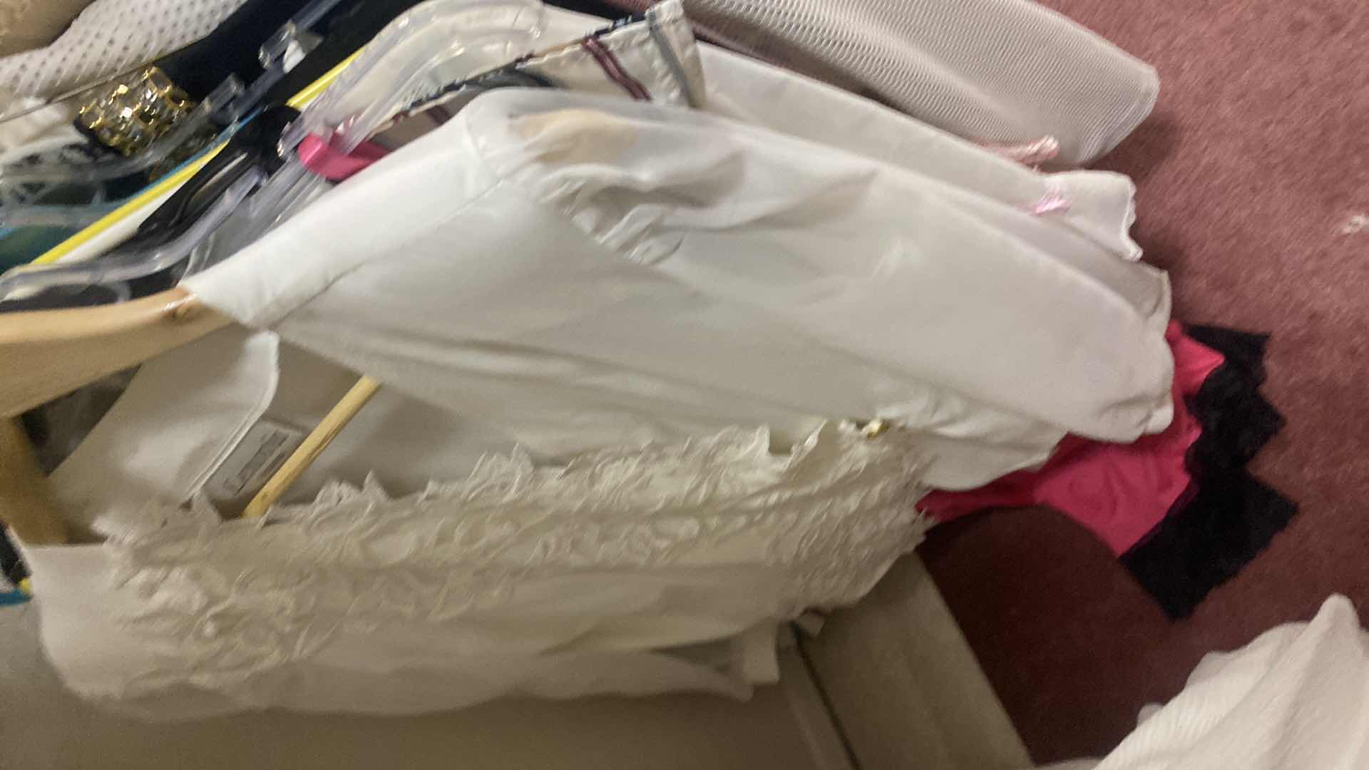 Photo 1 of 35 - WOMENS SIZES 14 16 LARGE TOPS