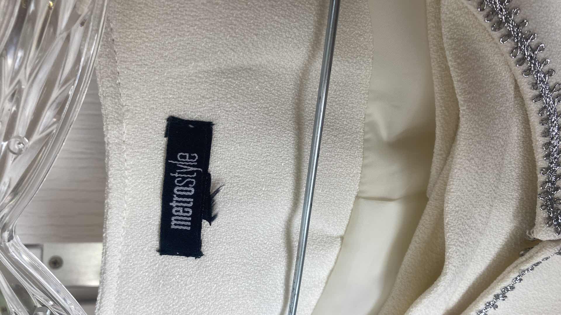 Photo 1 of 4 - WOMENS SIZE 16 & XL - 2 SUITS & 1 DRESS