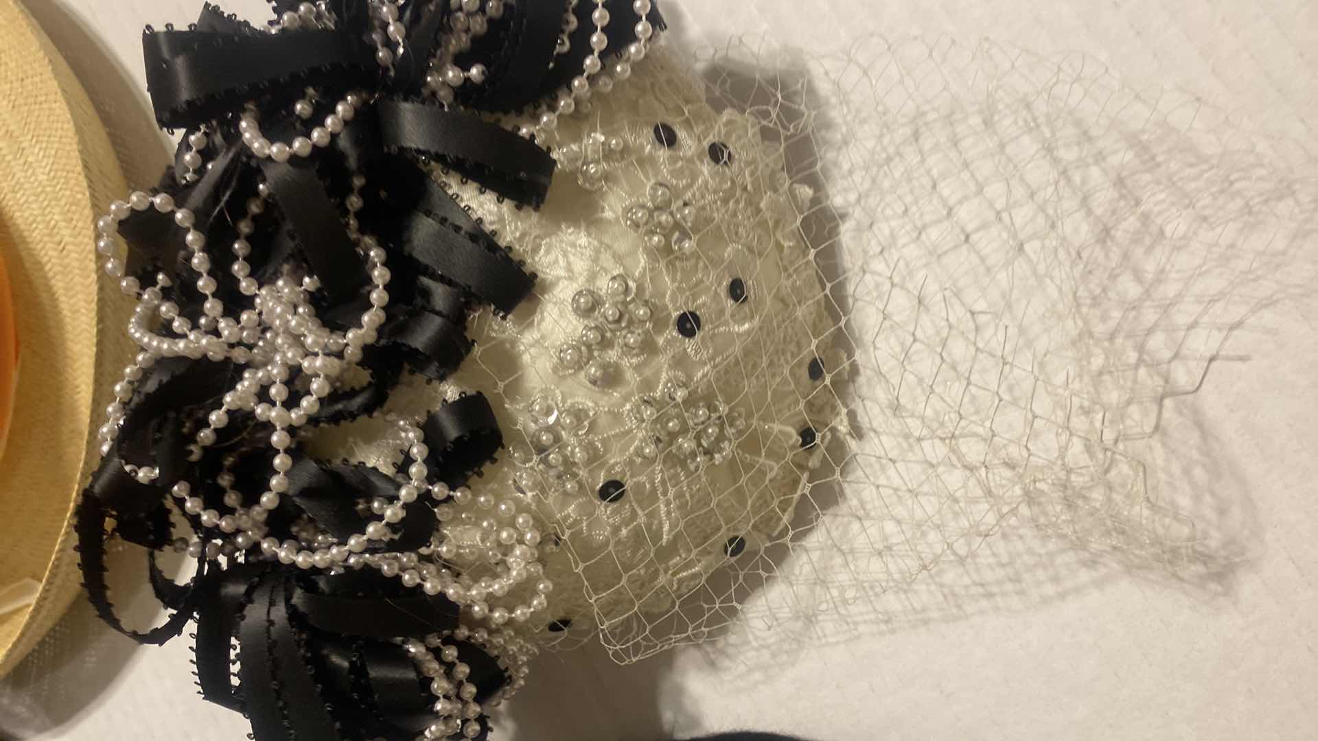Photo 1 of 4 - WOMENS HATS & HAT BOX