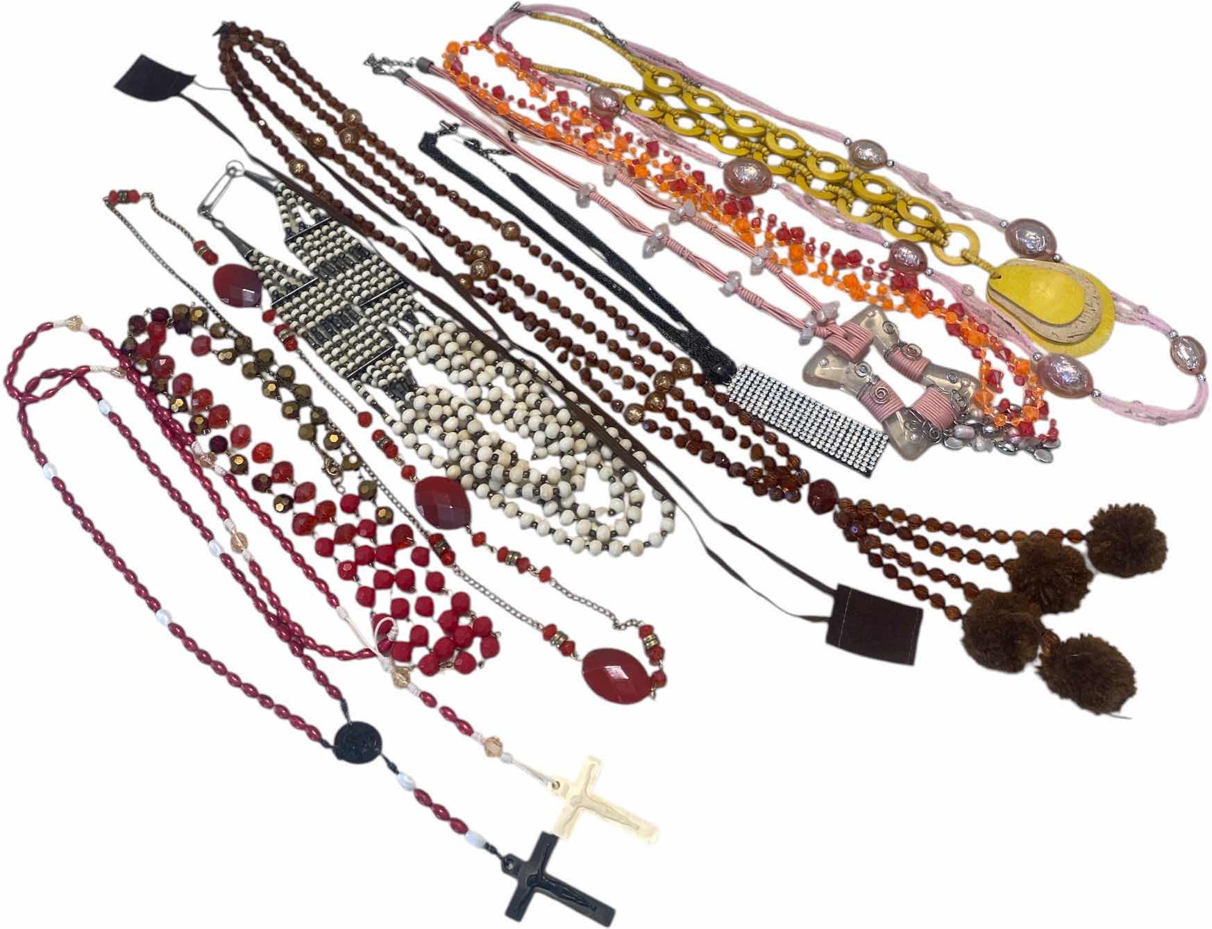 Photo 1 of 12 - NECKLACES FASHION JEWELRY