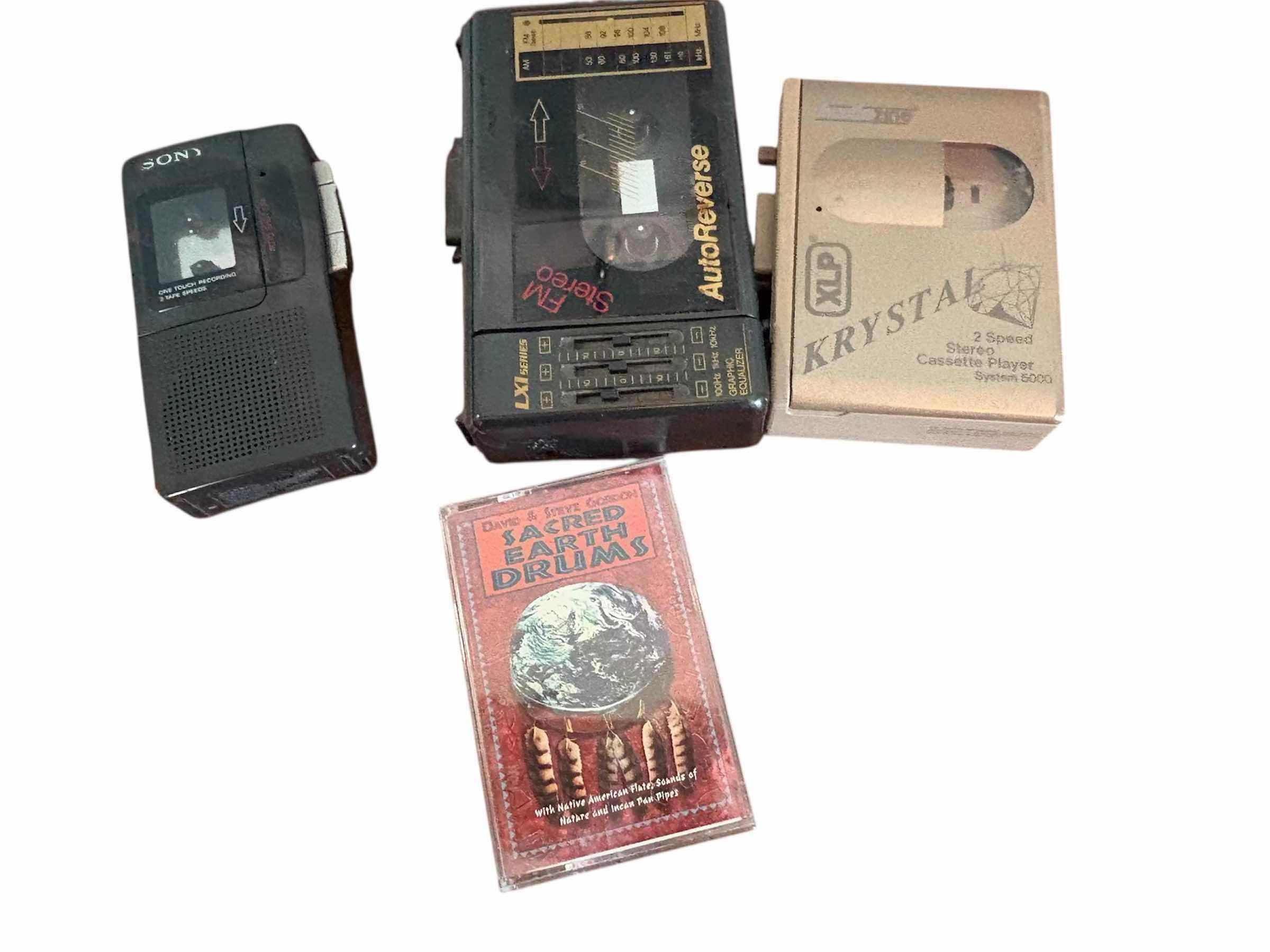 Photo 1 of (3)PCS CASSETTE PLAYER
