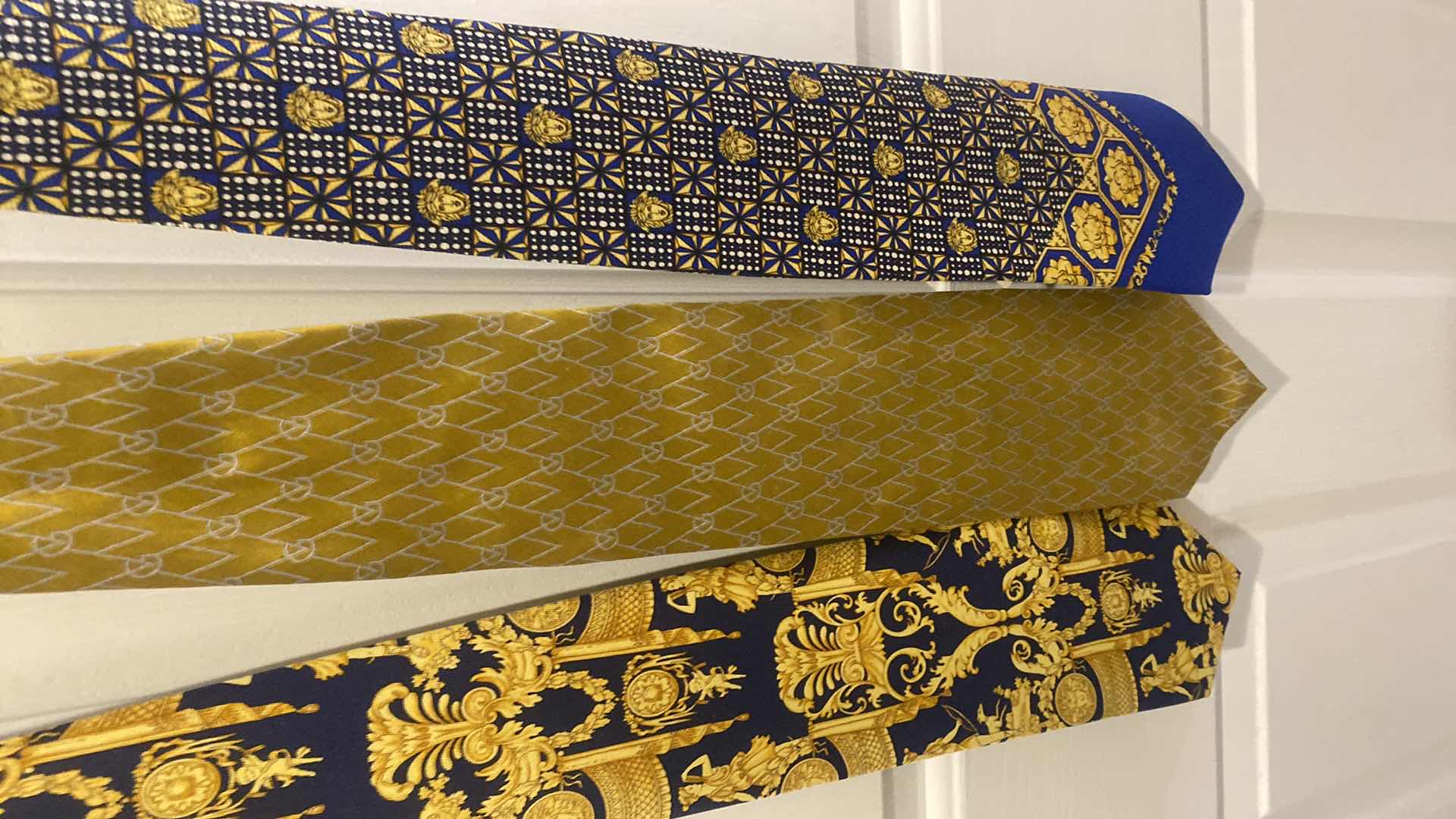 Photo 1 of 3 - GIANI VERSACE TIES