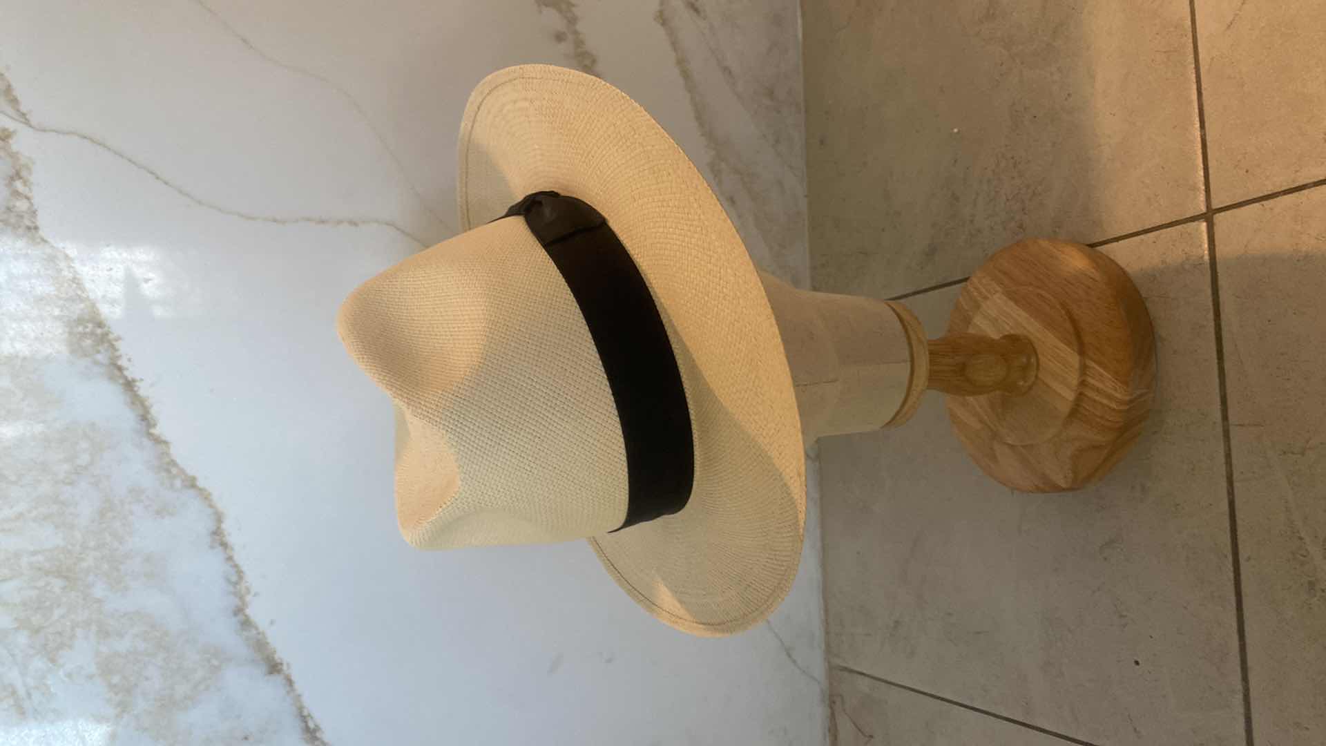 Photo 1 of $100 MONTECRISTI PANAMA HAT BEIGE SIZE XL