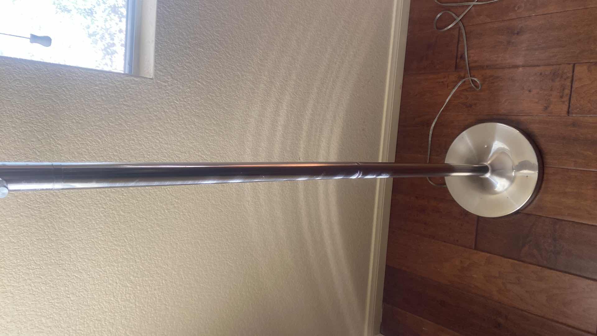 Photo 1 of SILVER FLOOR LAMP H69 1/2”