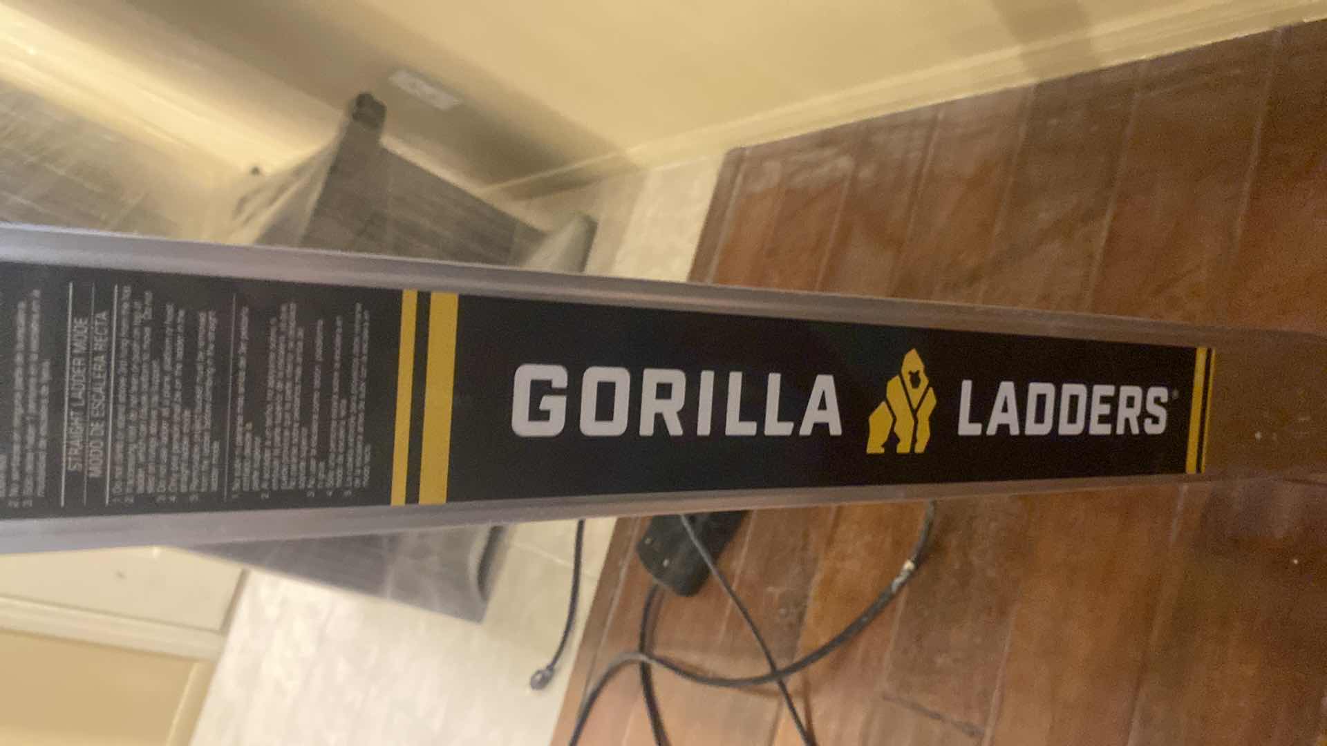 Photo 1 of GORILLA LADDER 300lb LOAD 6’ to 11’2”