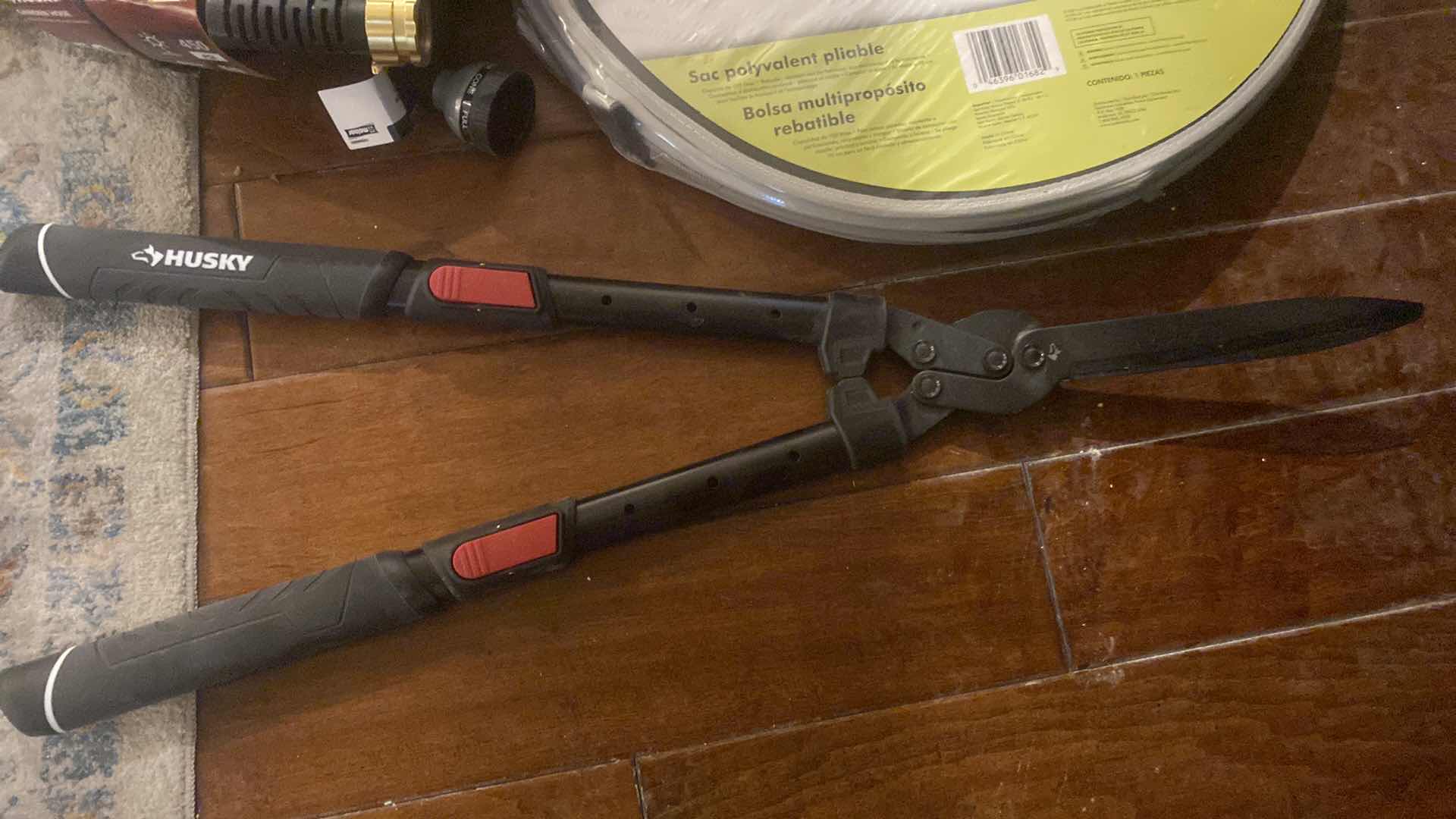 Photo 1 of 5 - GARDENING TOOLS