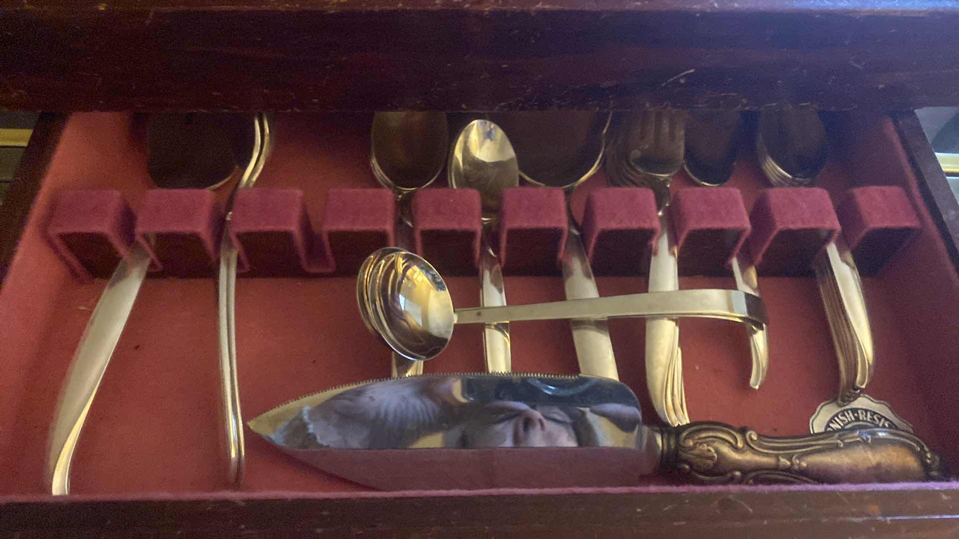 Photo 1 of 78 PIECE SET 1847 ROGERS SILVER PLATE “FLAIR” PATTERN IN BOX & 3 SILVER-PLATE SERVING MINI LADLE & PASTRY KNIFE