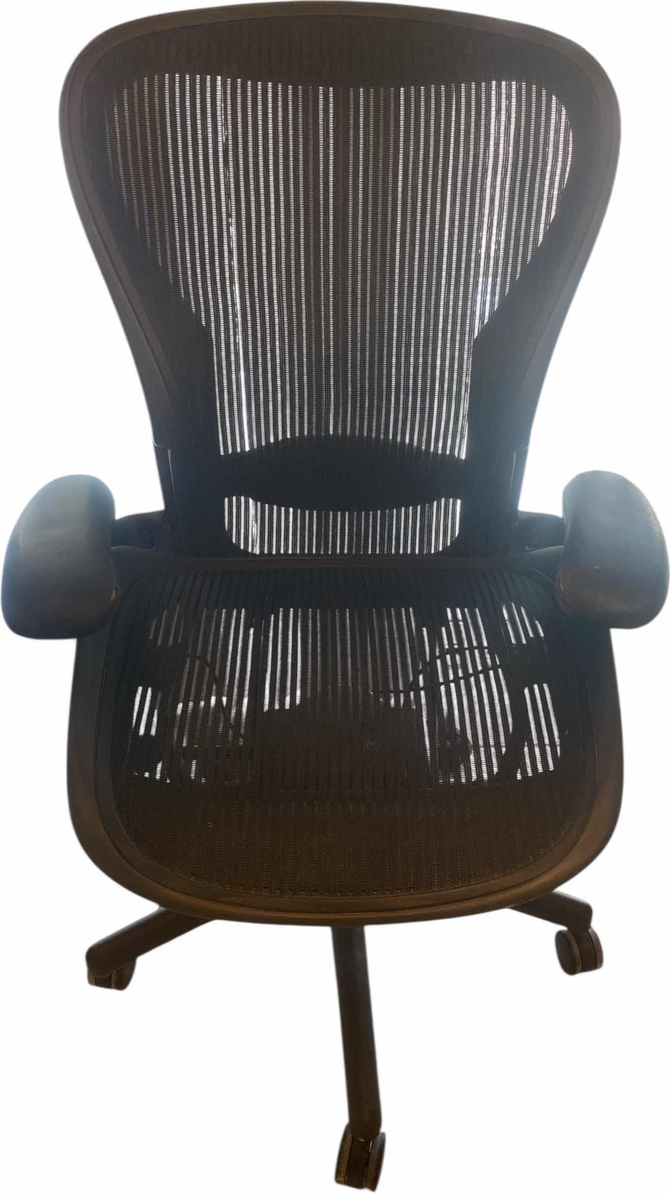 Photo 1 of BLACK MESH DESK CHAIR