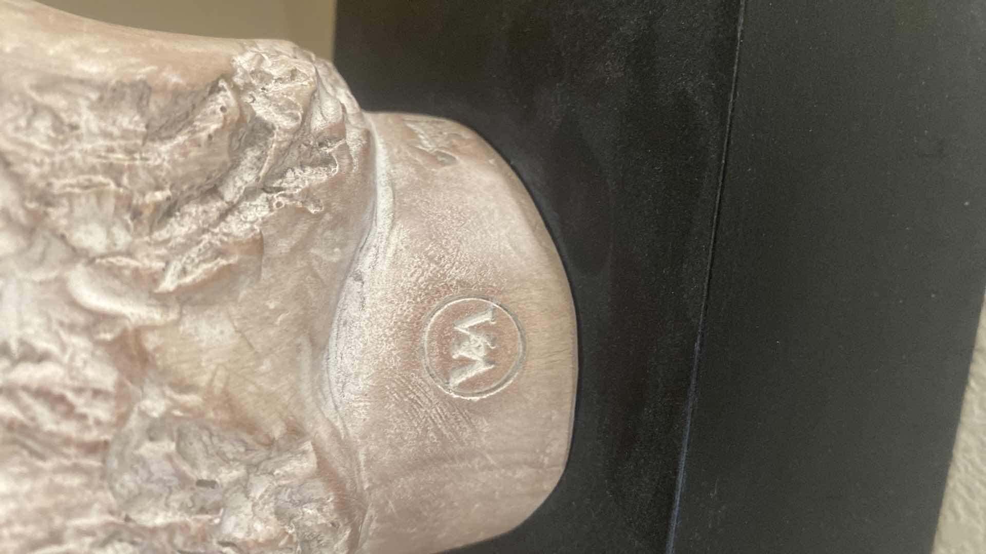 Photo 1 of VINTAGE AUSTIN PRODUCTIONS BUDAH BUST SCULPTURE ON PEDESTAL H15”