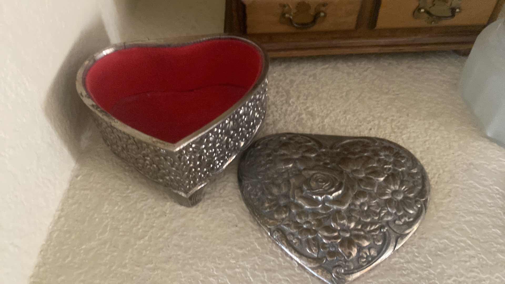 Photo 1 of SMALL WOOD JEWELRY BOX & 2 TRINKET BOXES WITH LIDS