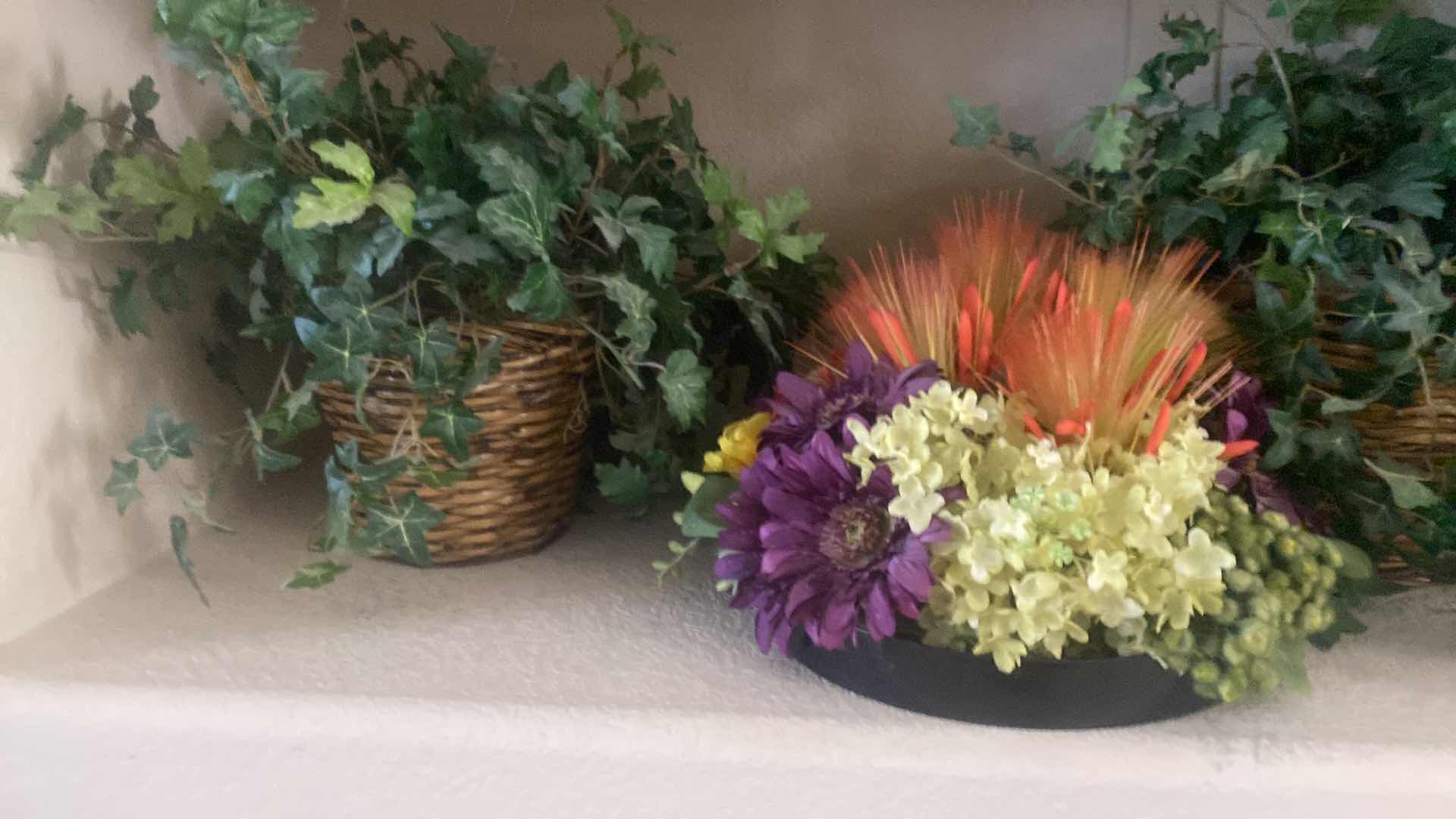 Photo 1 of ARTIFICIAL PLANTS & FLORAL (5)