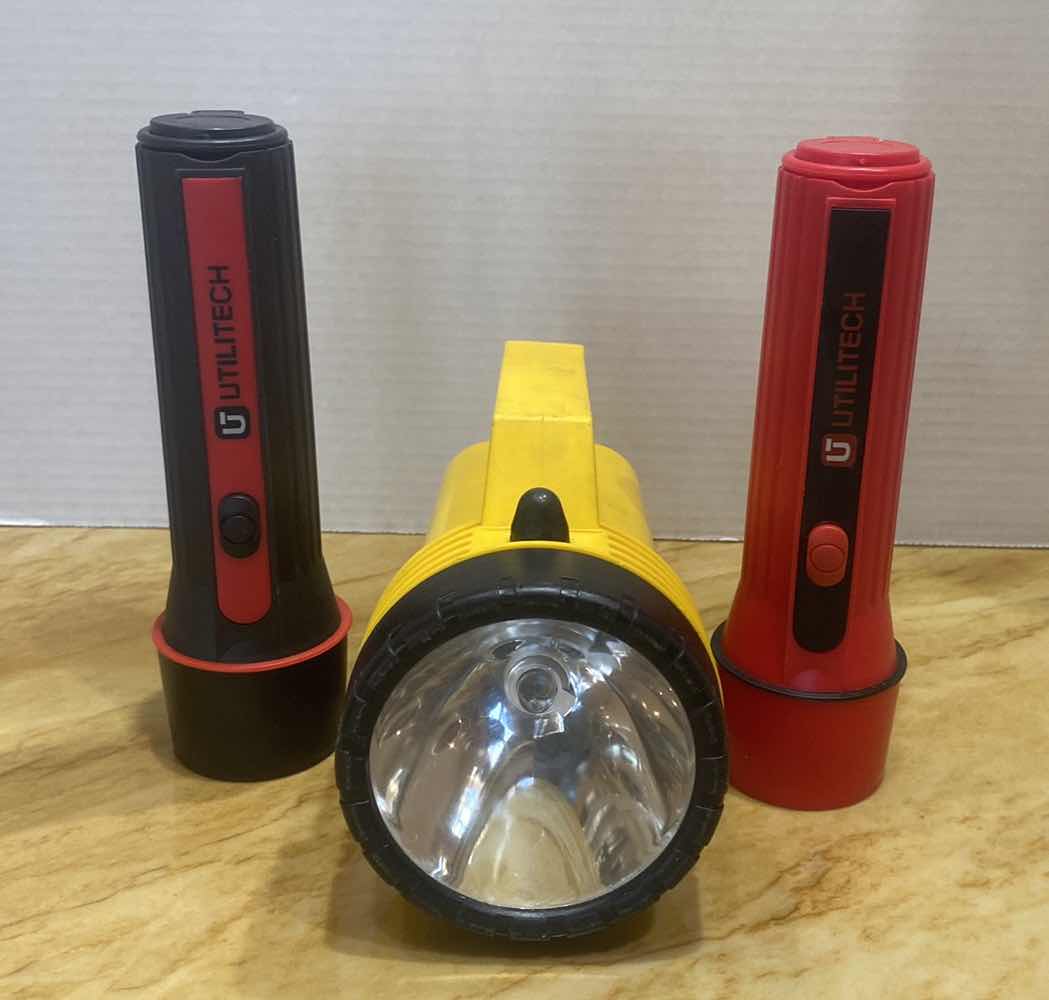 Photo 1 of 3-FLASHLIGHTS
