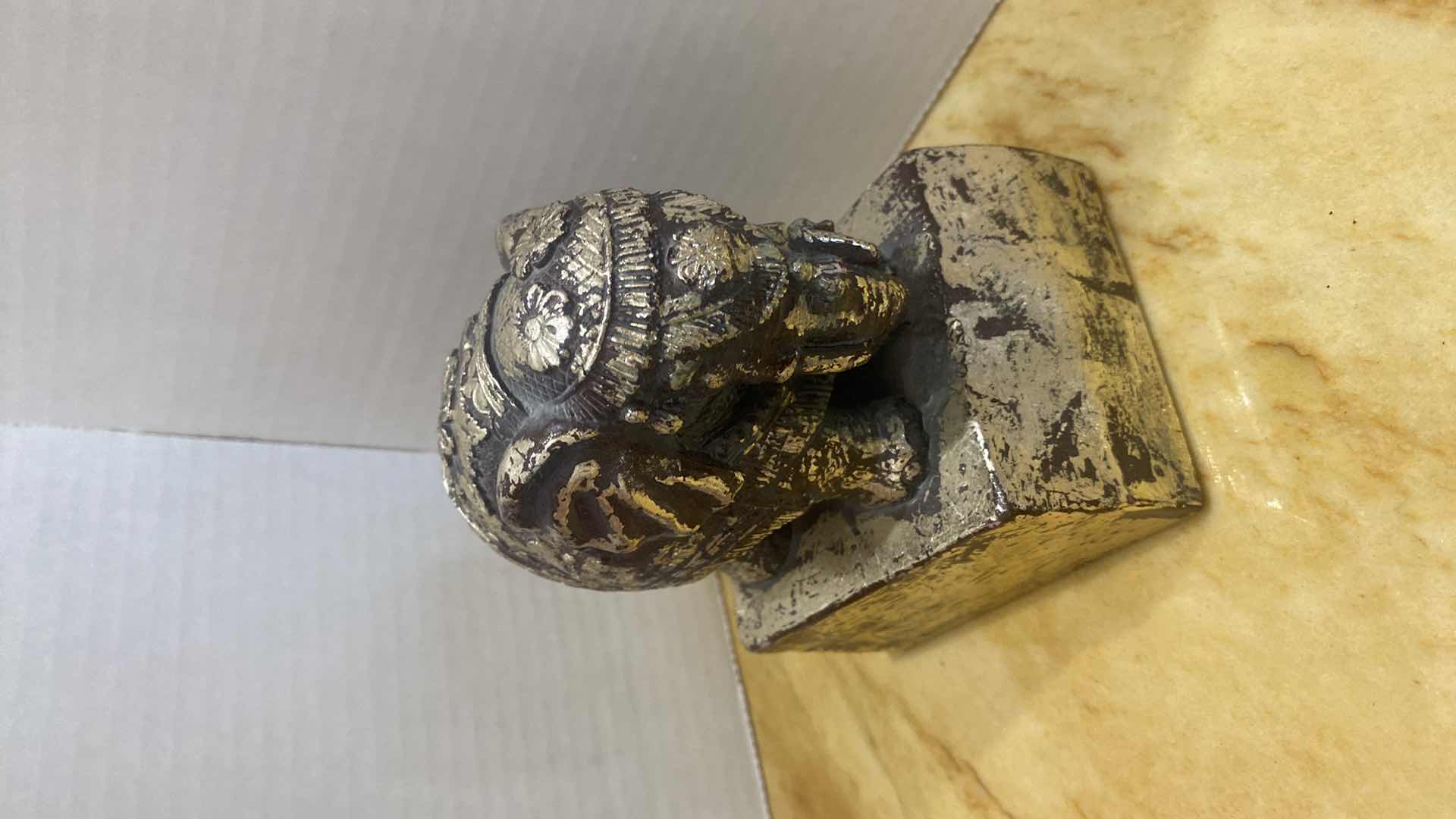 Photo 1 of MOVING IMAGES, SWIVEL PICTURE FRAME & WOOD ELEPHANT H5”