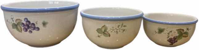 Photo 1 of SAVOIR VIVRE MIXING BOWL SET (3PIECES)
