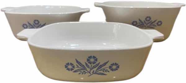 Photo 1 of CORNING WARE 3 PIECE SET NO LIDS