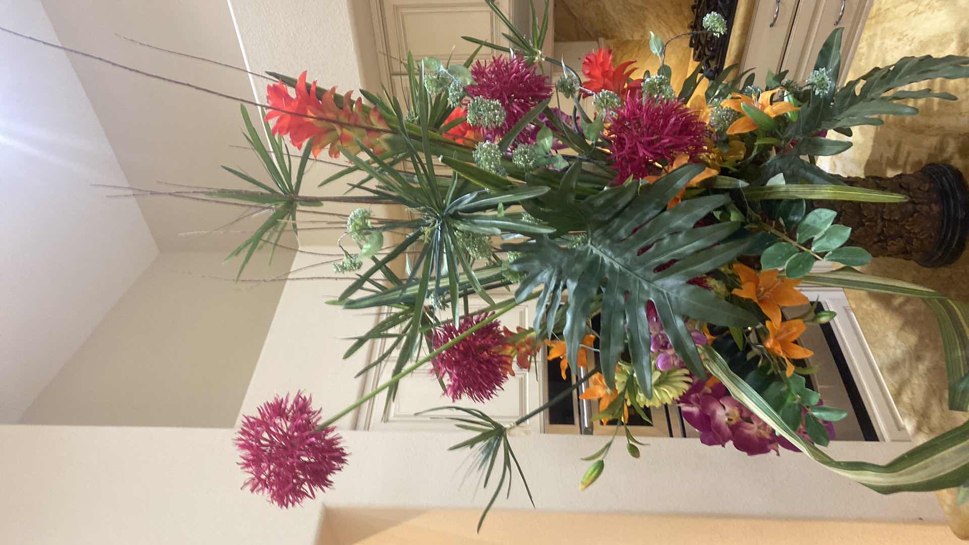 Photo 1 of LARGE, TROPICAL, ARTIFICIAL FLORAL ARRANGEMENT H5’