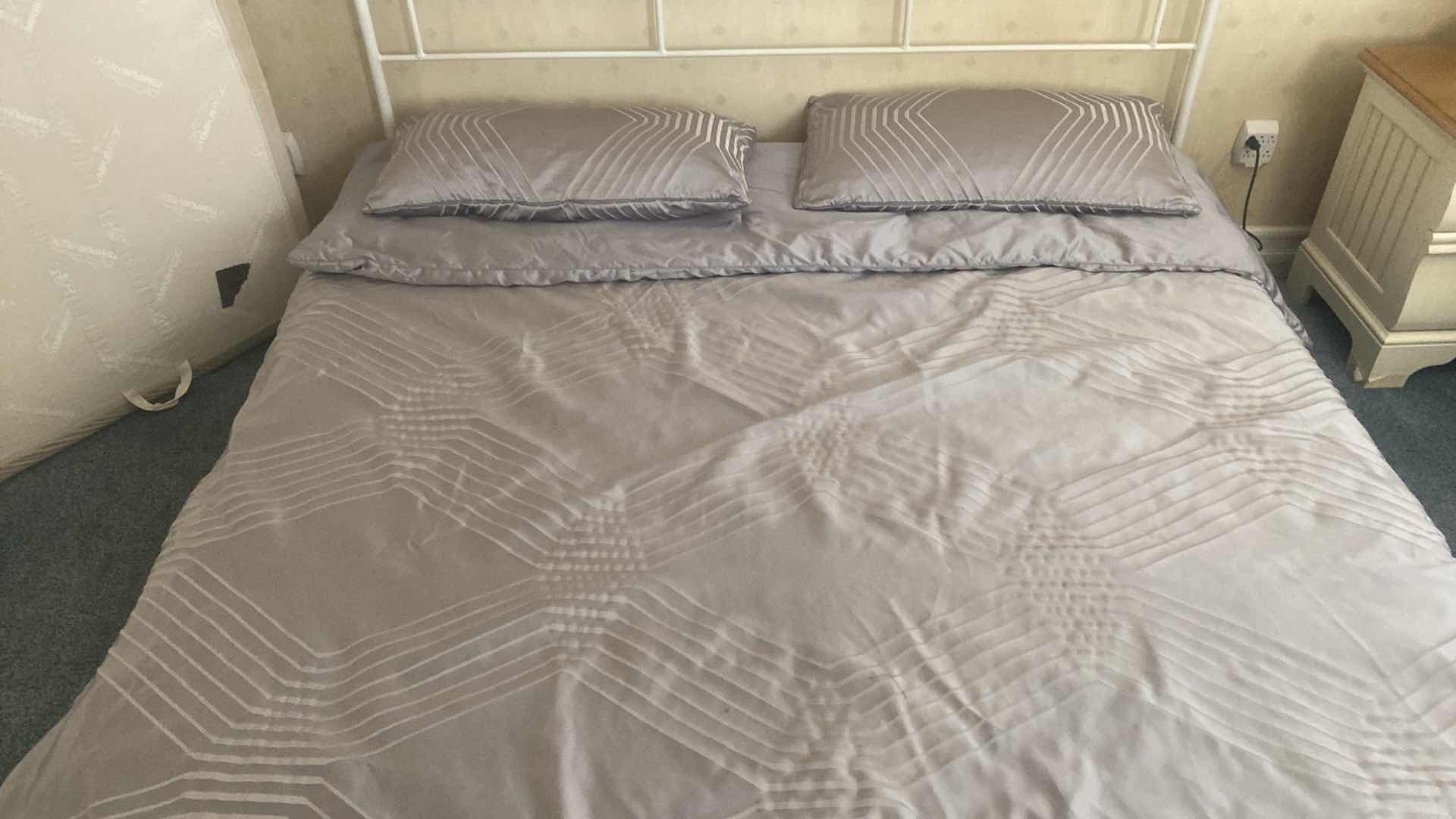 Photo 1 of MACY’S GRAY COLOR HOTEL COLLECTION, KING-SIZE COMFORTER WITH TWO PILLOW SHAMS