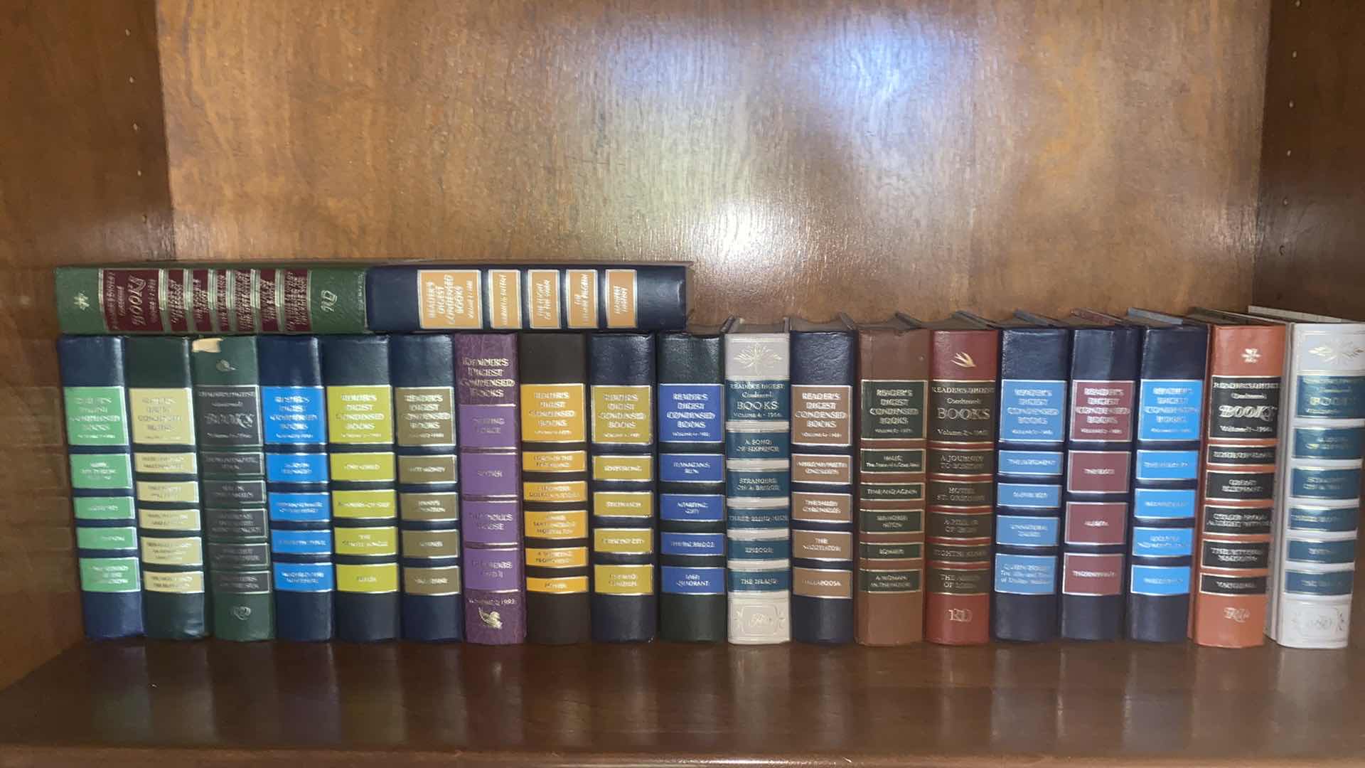 Photo 1 of SHELF OF BOOKS READERS DIGEST CONDENSED