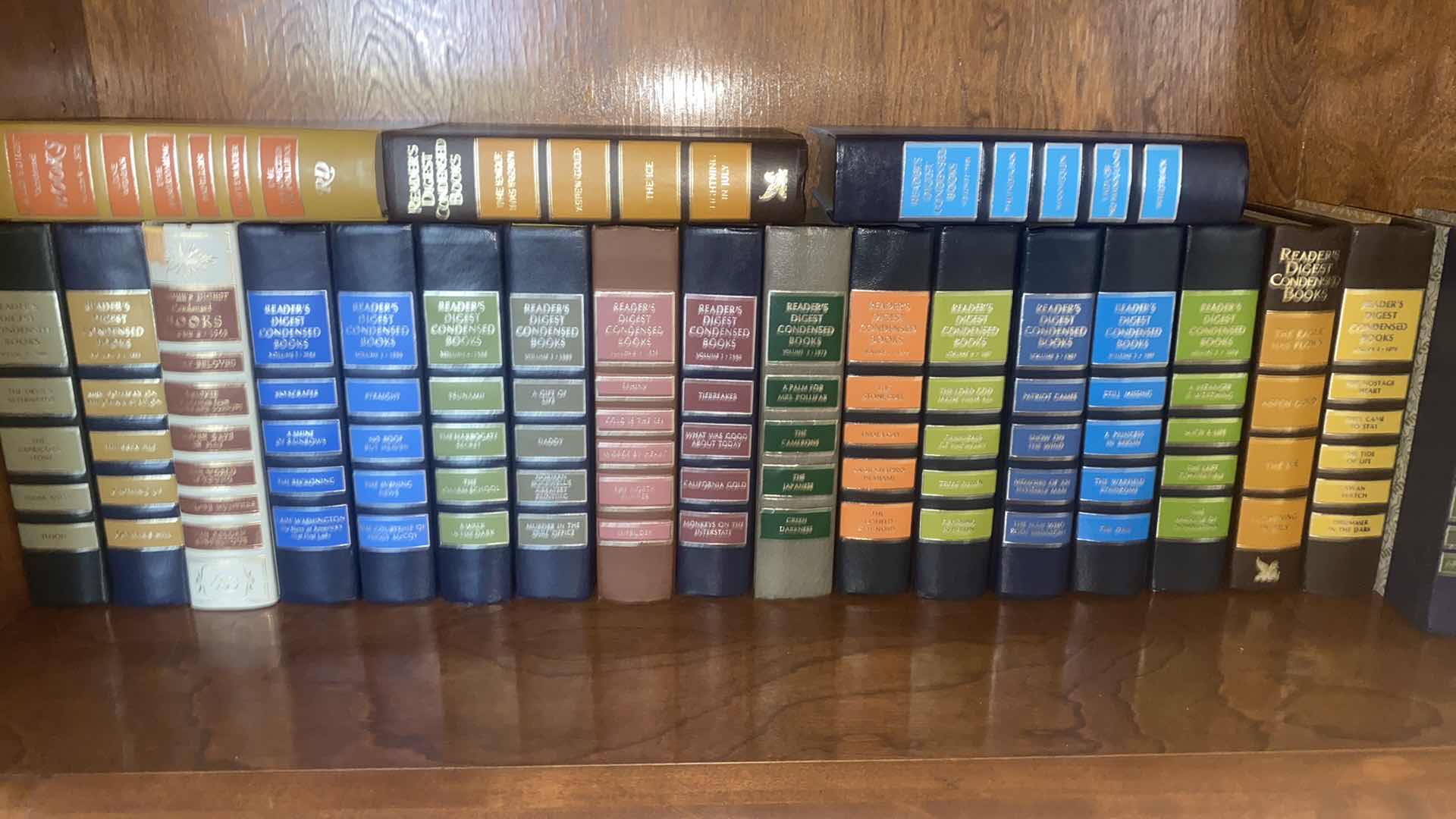 Photo 1 of SHELF OF BOOKS READERS DIGEST CONDENSED