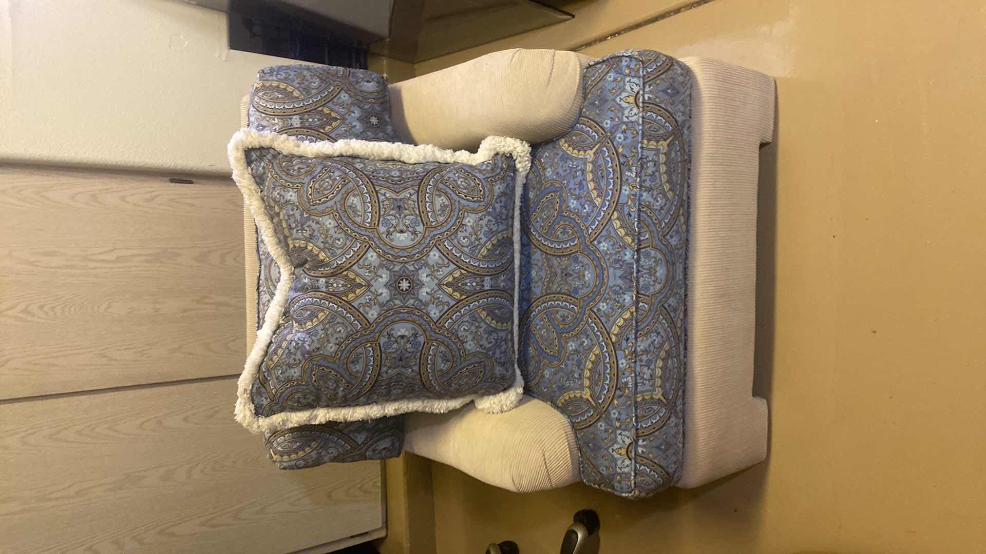 Photo 1 of UPHOLSTERED OCCASIONAL CHAIR