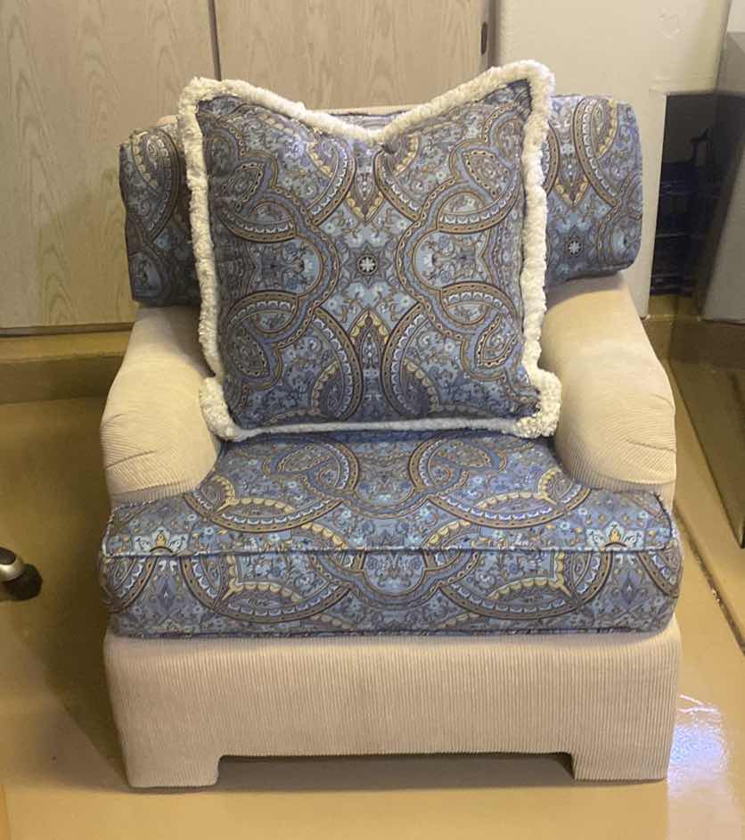 Photo 1 of UPHOLSTERED OCCASIONAL CHAIR
