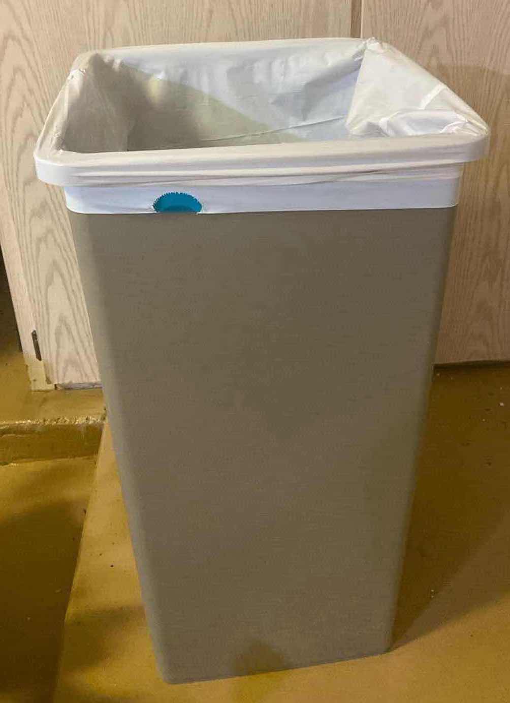 Photo 1 of TRASH CAN H28” (Lid is missing)