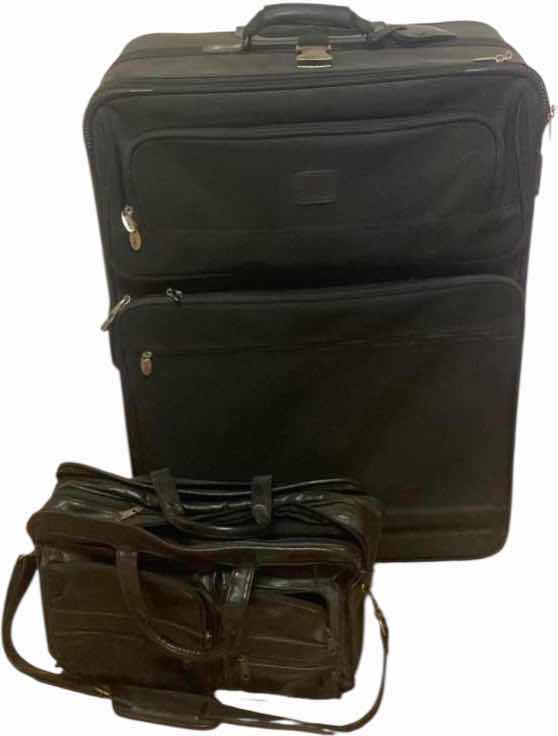 Photo 1 of LAPTOP BAG AND DAKOTA SUITCASE 22“ X 32“