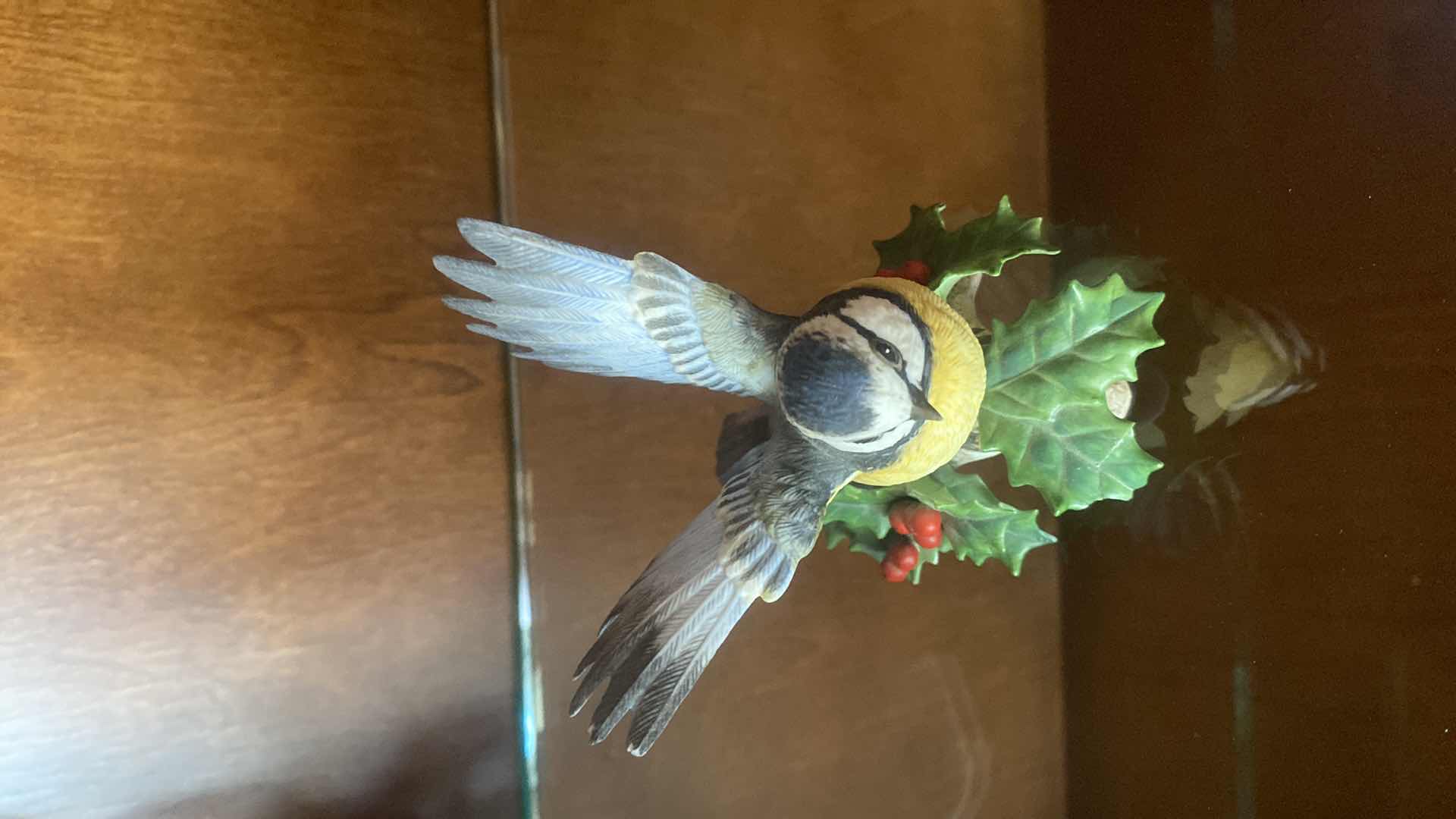 Photo 1 of PAIR OF LENNOX GARDEN BIRDS 4 1/2“ x 4“