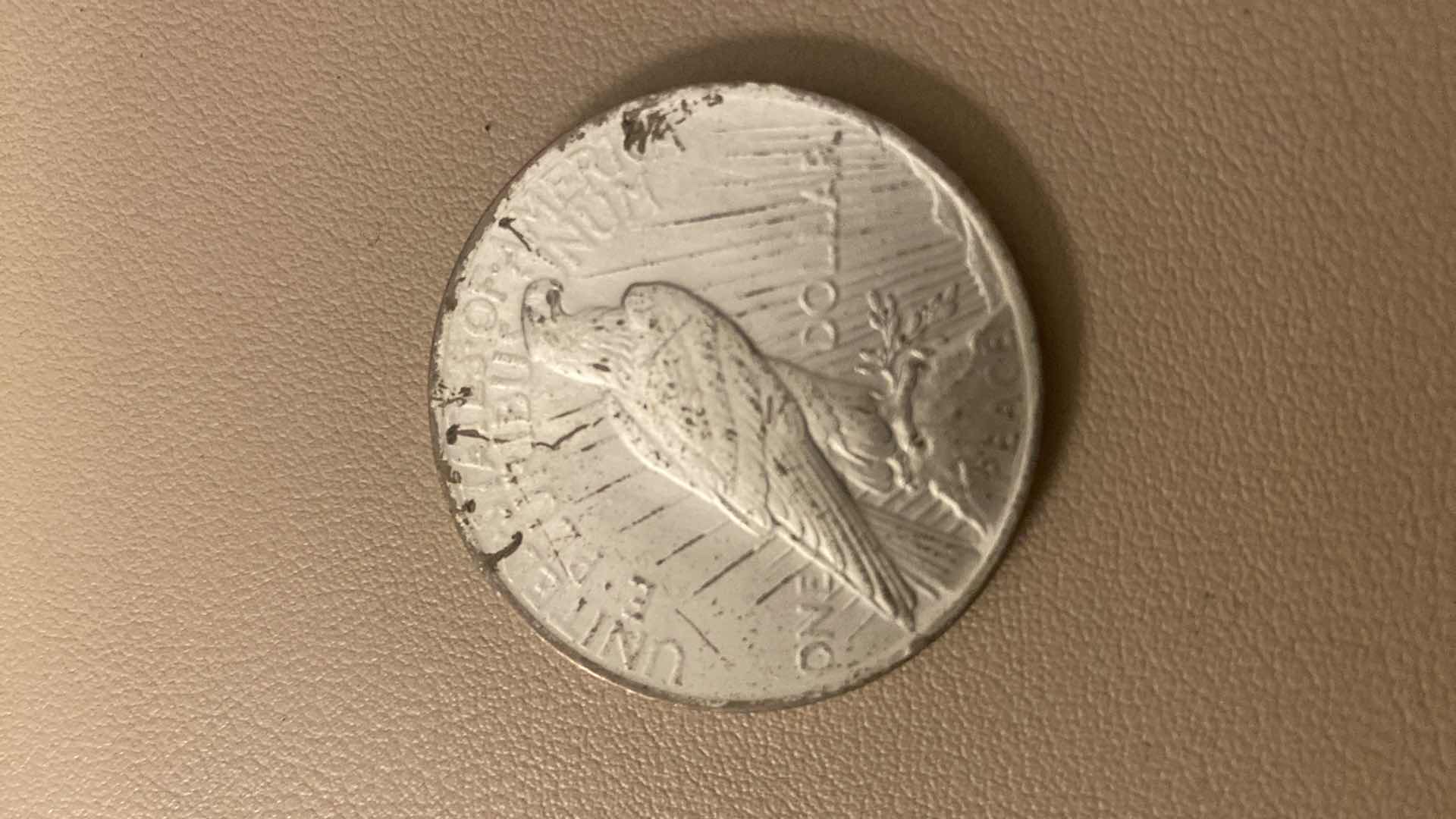 Photo 1 of VINTAGE 1923 PEACE SILVER DOLLAR MINT MARK NOT VISIBLE