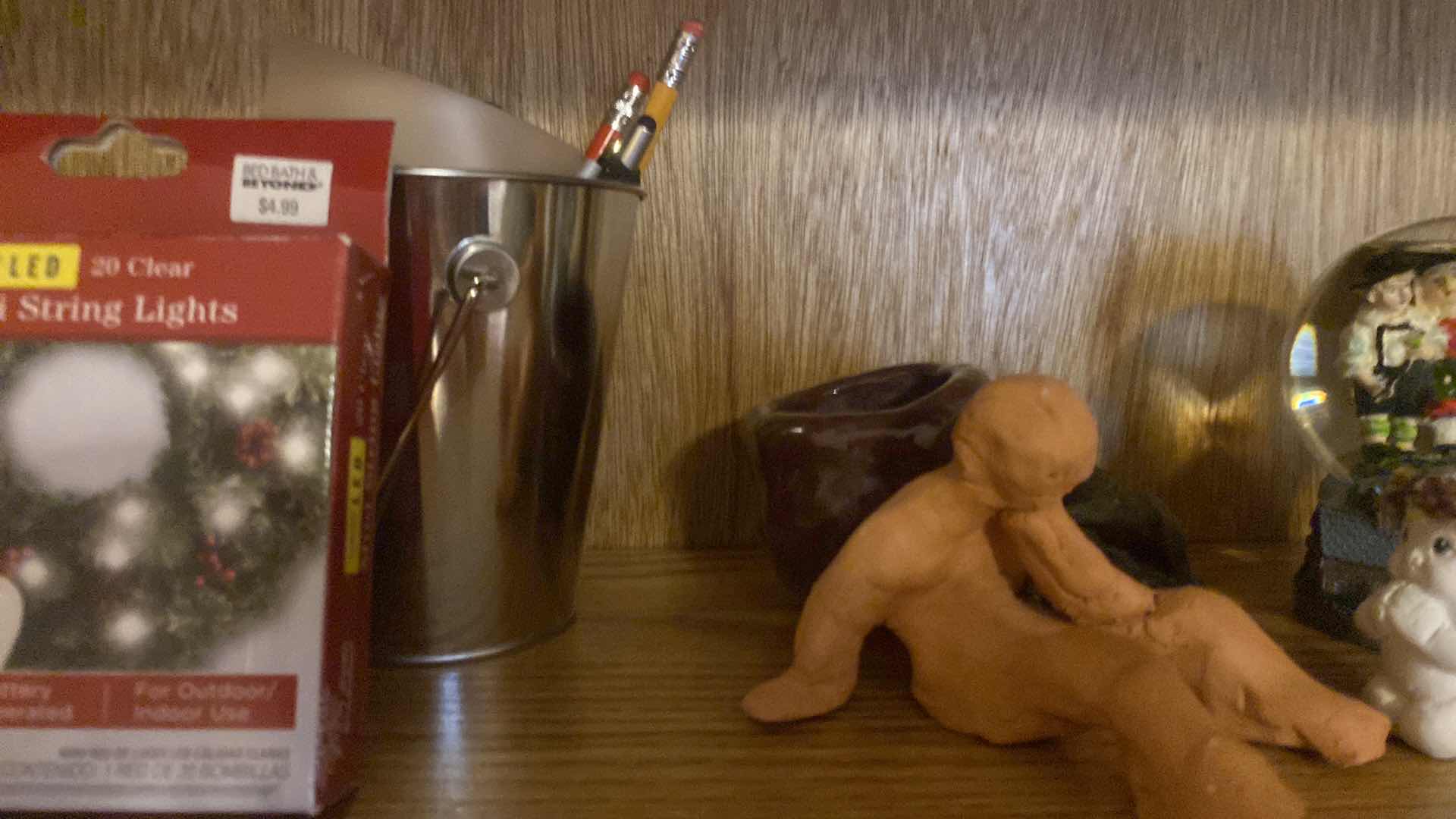 Photo 1 of MISCELLANEOUS HOUSEHOLD DECOR ITEMS