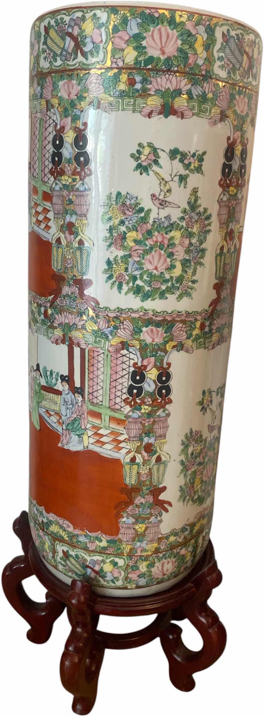 Photo 1 of VINTAGE CHINESE PORCELAIN CHINOISERIE STYLE VASE WITH STAND, VASE 9 1/2“ X 24“