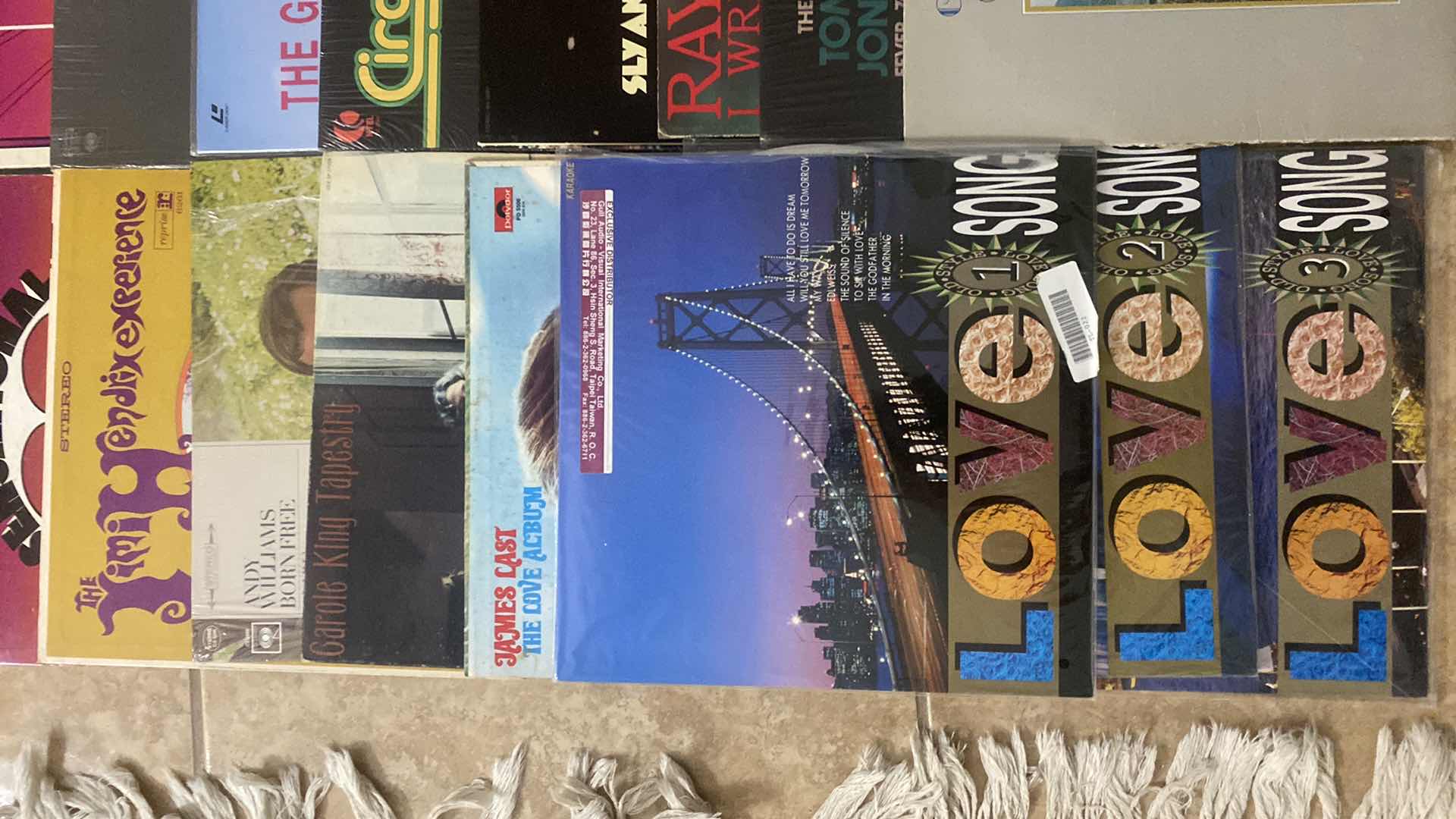 Photo 1 of VINYL RECORD ALBUMS (20)