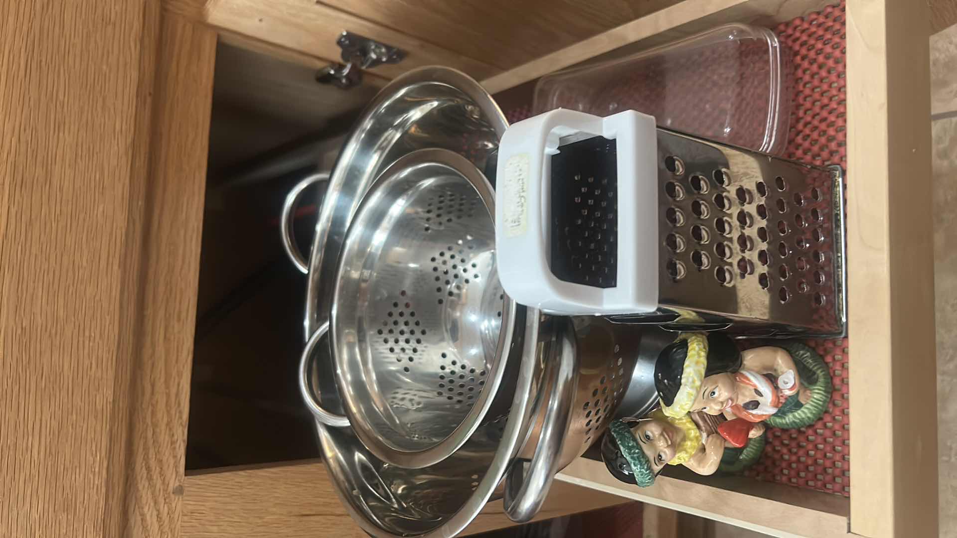 Photo 1 of CONTENTS OF KITCHEN CABINET