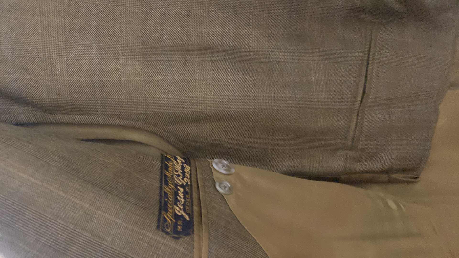 Photo 1 of HAND FASHIONED MEN’S WOOL SUIT FROM HONG KONG ESTIMATED SIZE 36 TO 40