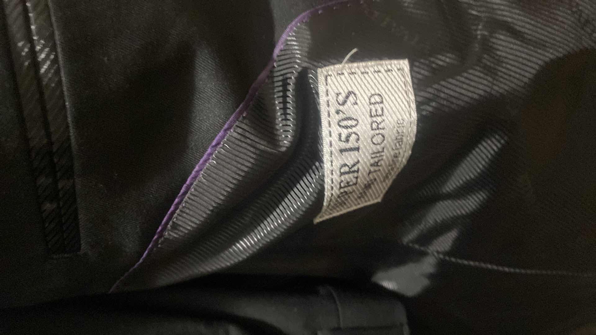 Photo 1 of MEN’S VIVALDI HAND TAILORED LIGHTWEIGHT WOOL ESTIMATED SIZE 38 TO 40