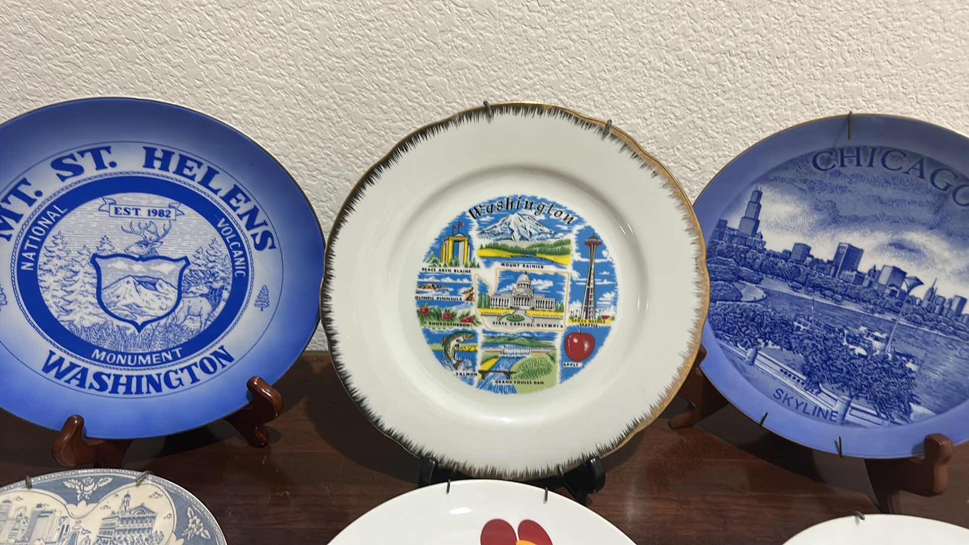 Photo 1 of 6-COLLECTOR'S PLATES