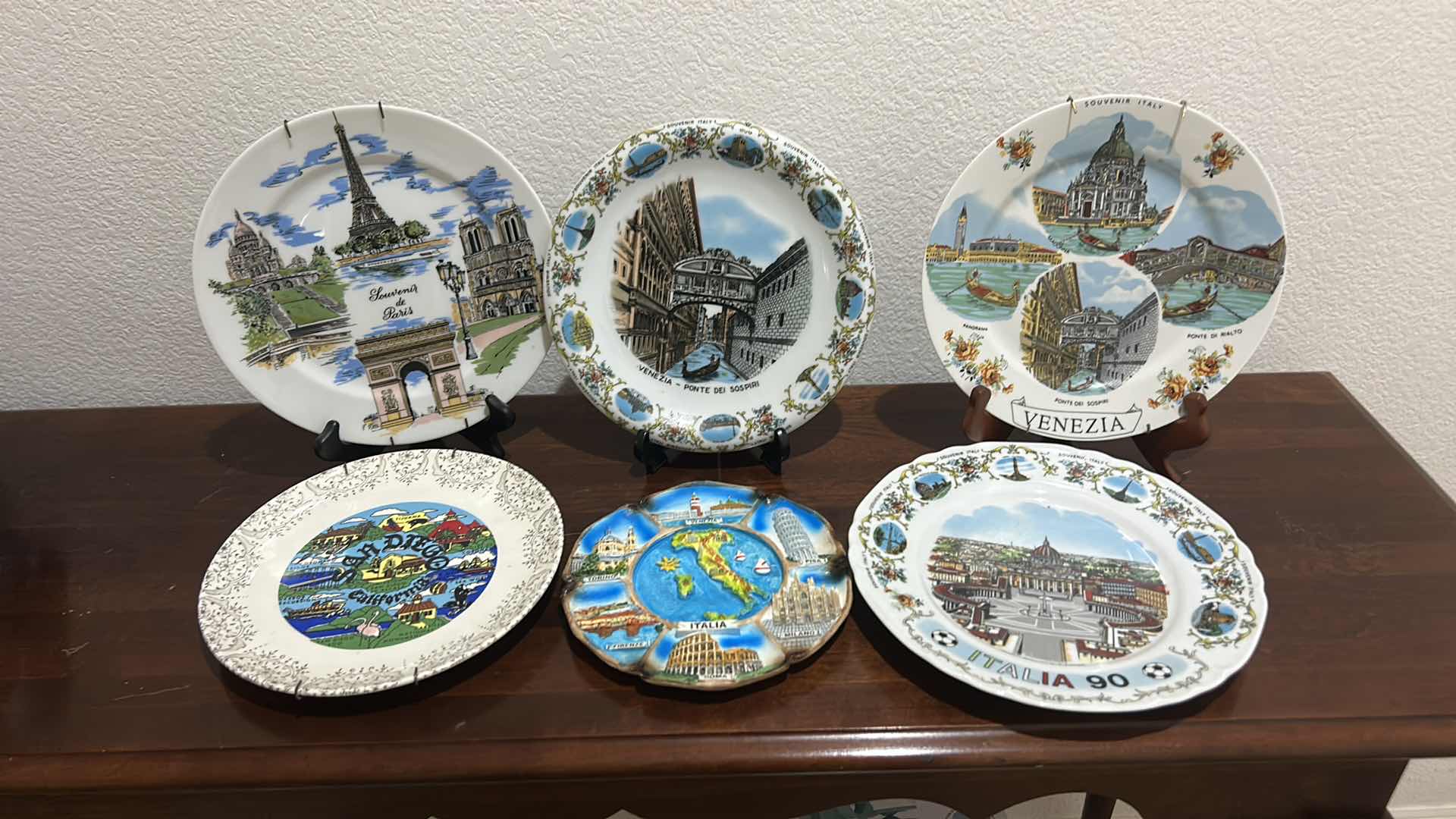Photo 1 of SIX DECORATIVE PLATES