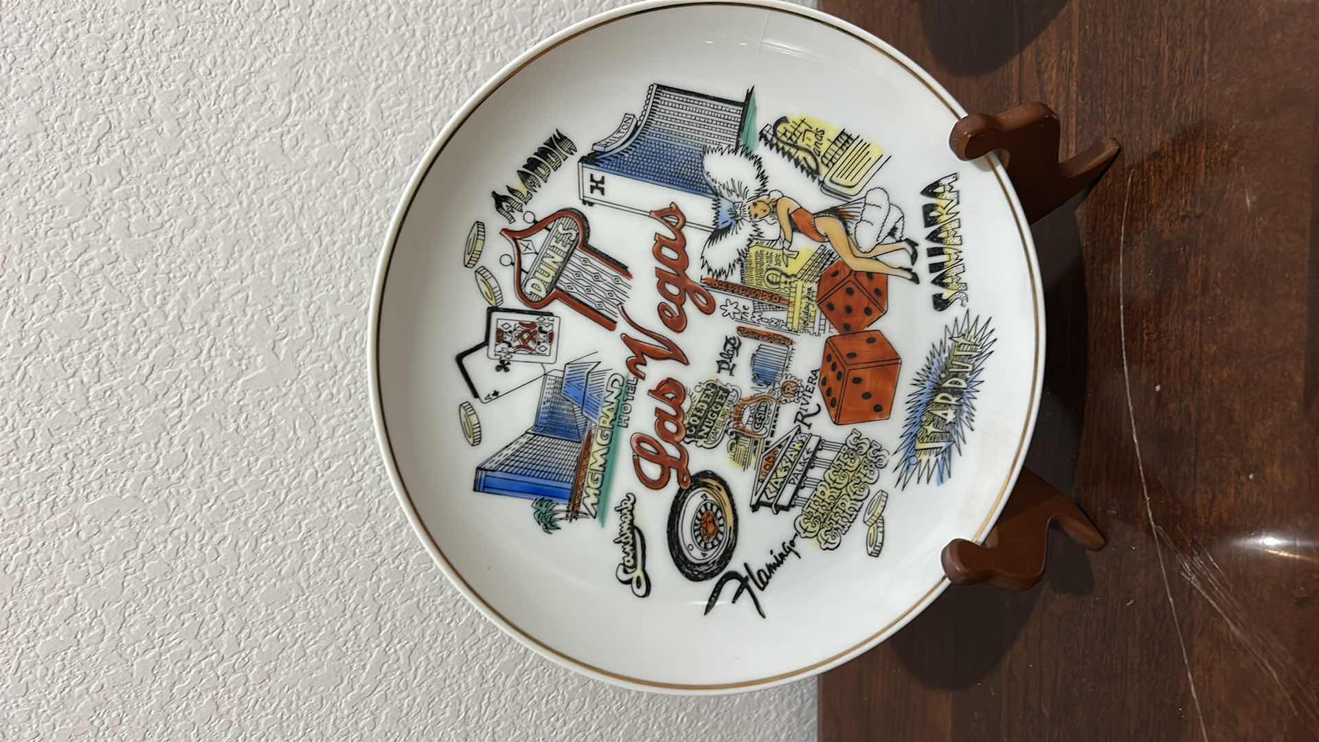 Photo 1 of 3-LAS VEGAS CASINO THEMED SOUVENIR COLLECTOR PLATES