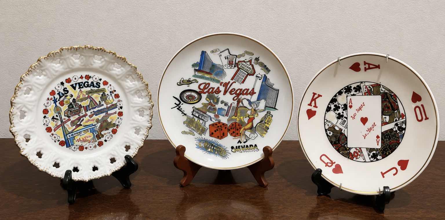 Photo 1 of 3-LAS VEGAS CASINO THEMED SOUVENIR COLLECTOR PLATES