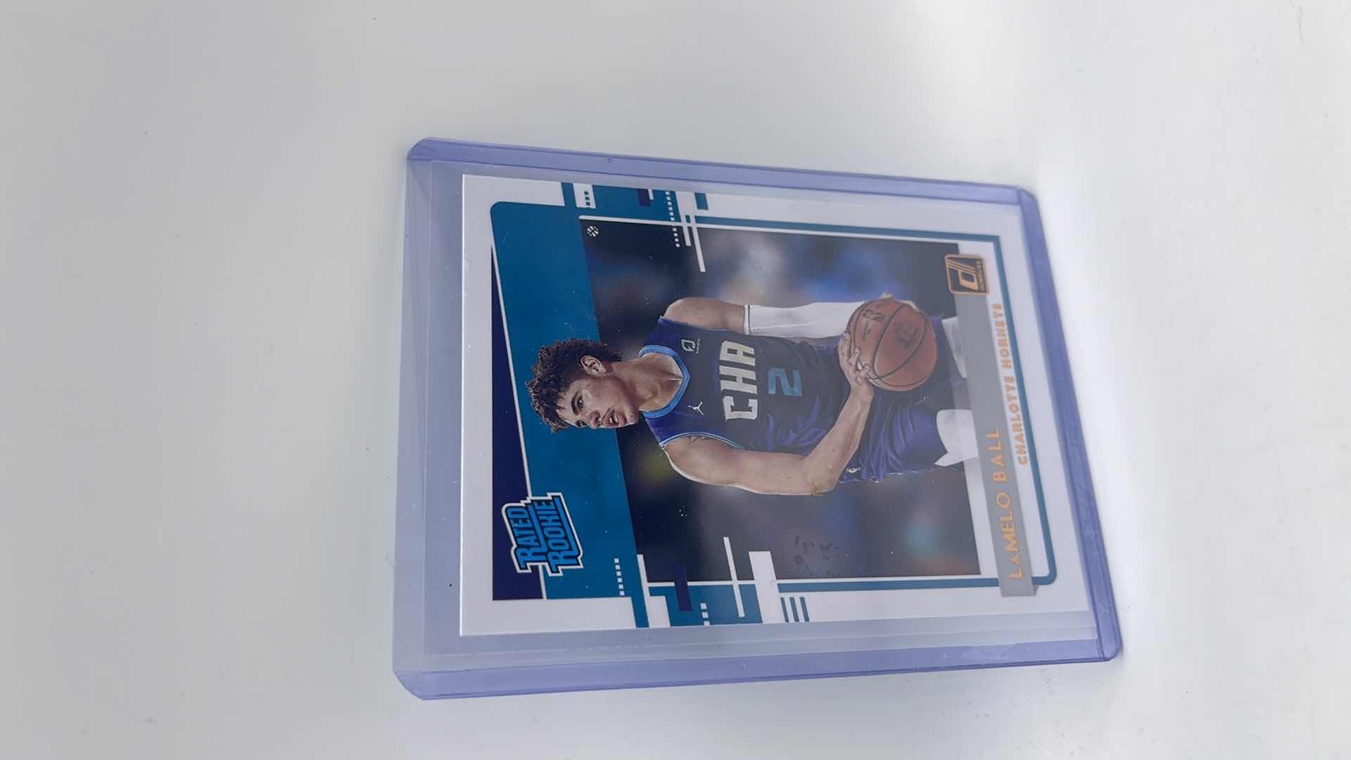 Photo 1 of 2020-21 LAMELO BALL PANINI RATED ROOKIE CARD 202 APPROX VALUE $75