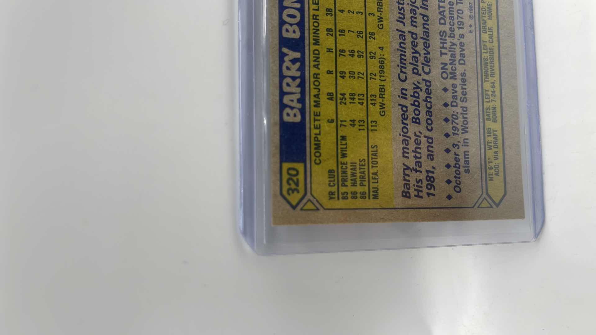 Photo 3 of 1987 BARRY BONDS TOPPS ERROR CARD 320 APPROX VALUE $1800