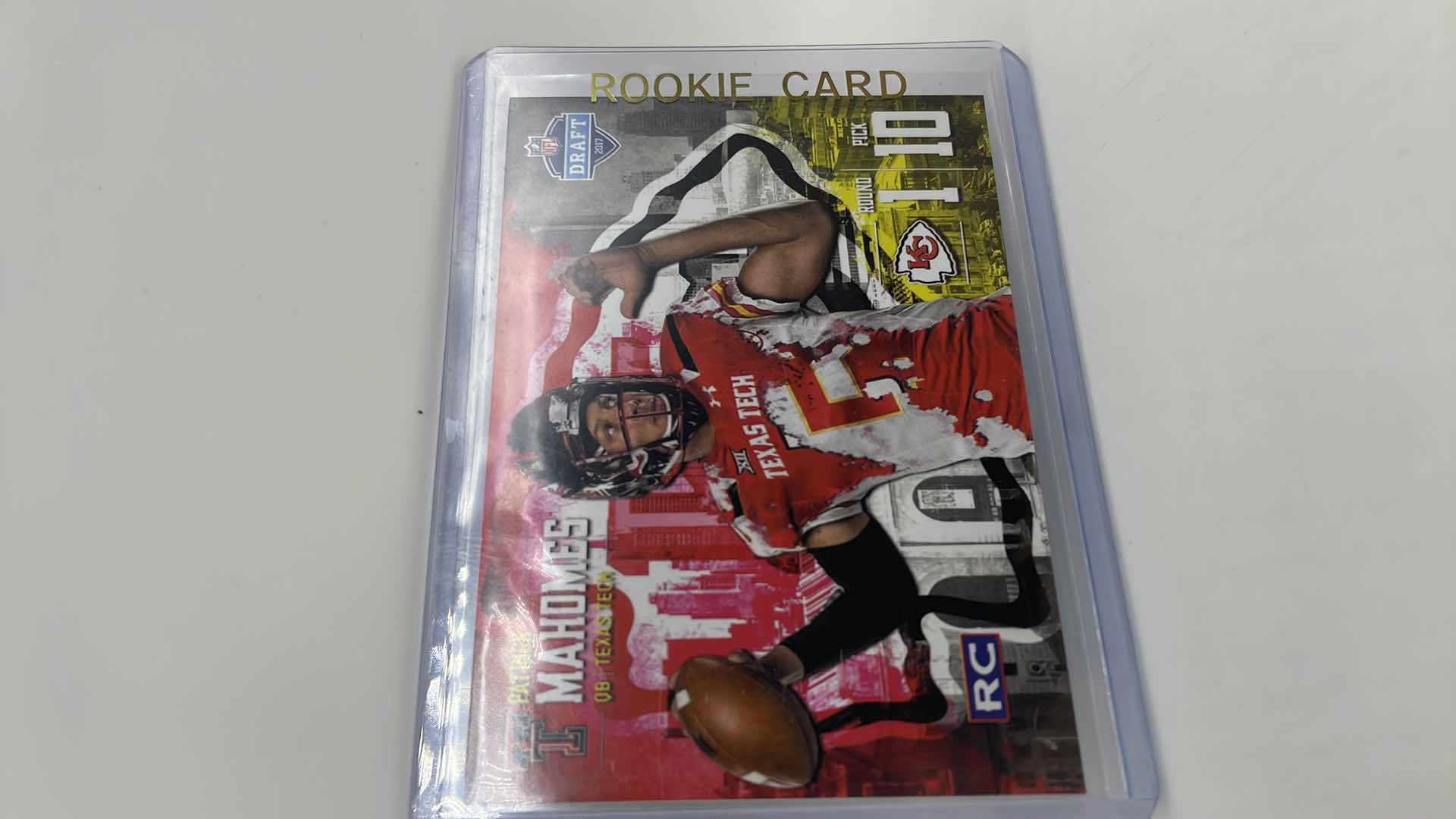 Photo 1 of 2017 PATRICK MAHOMES PRO FOCUS ROOKIE CARD 