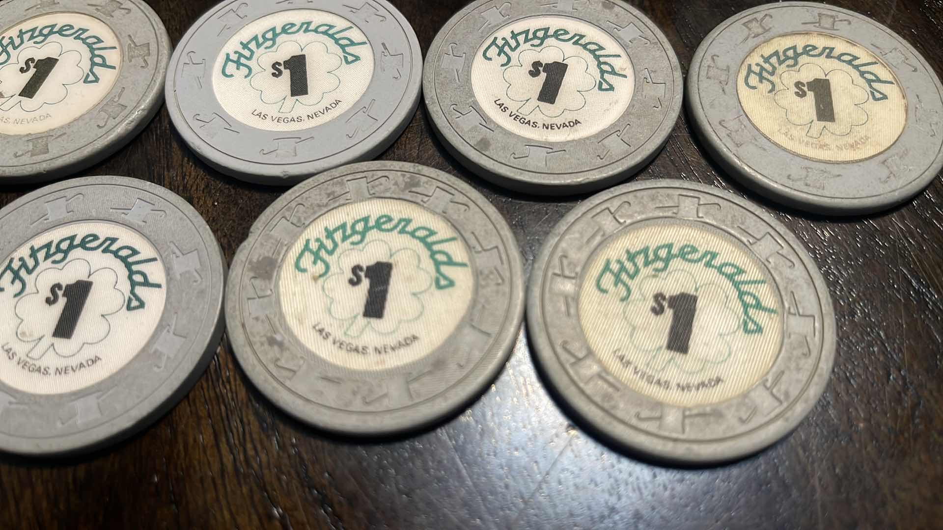 Photo 2 of (7) VINTAGE $1 FITZGERALDS GAMING CHIPS