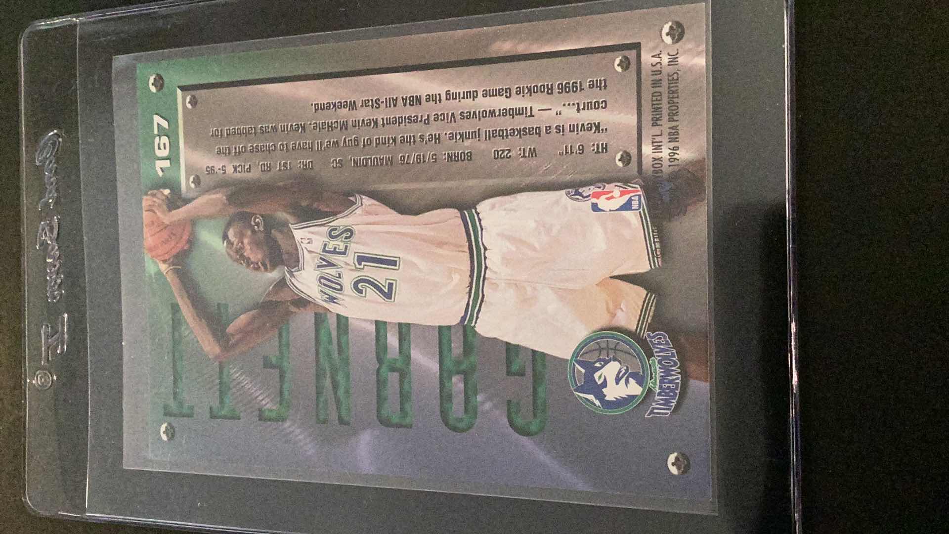 Photo 2 of 1995 FLEER METAL KEVIN GARNETT ROOKIE CARD #167