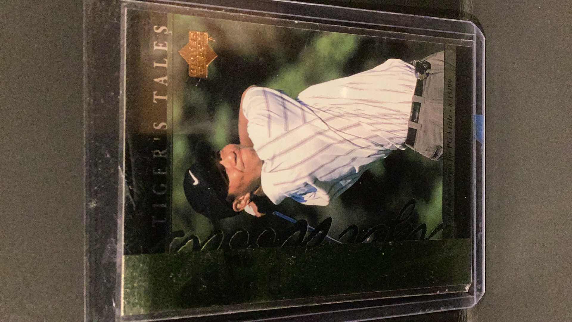 Photo 1 of 2001 UPPER DECK TIGER WOODS GOLF CARD # TT17