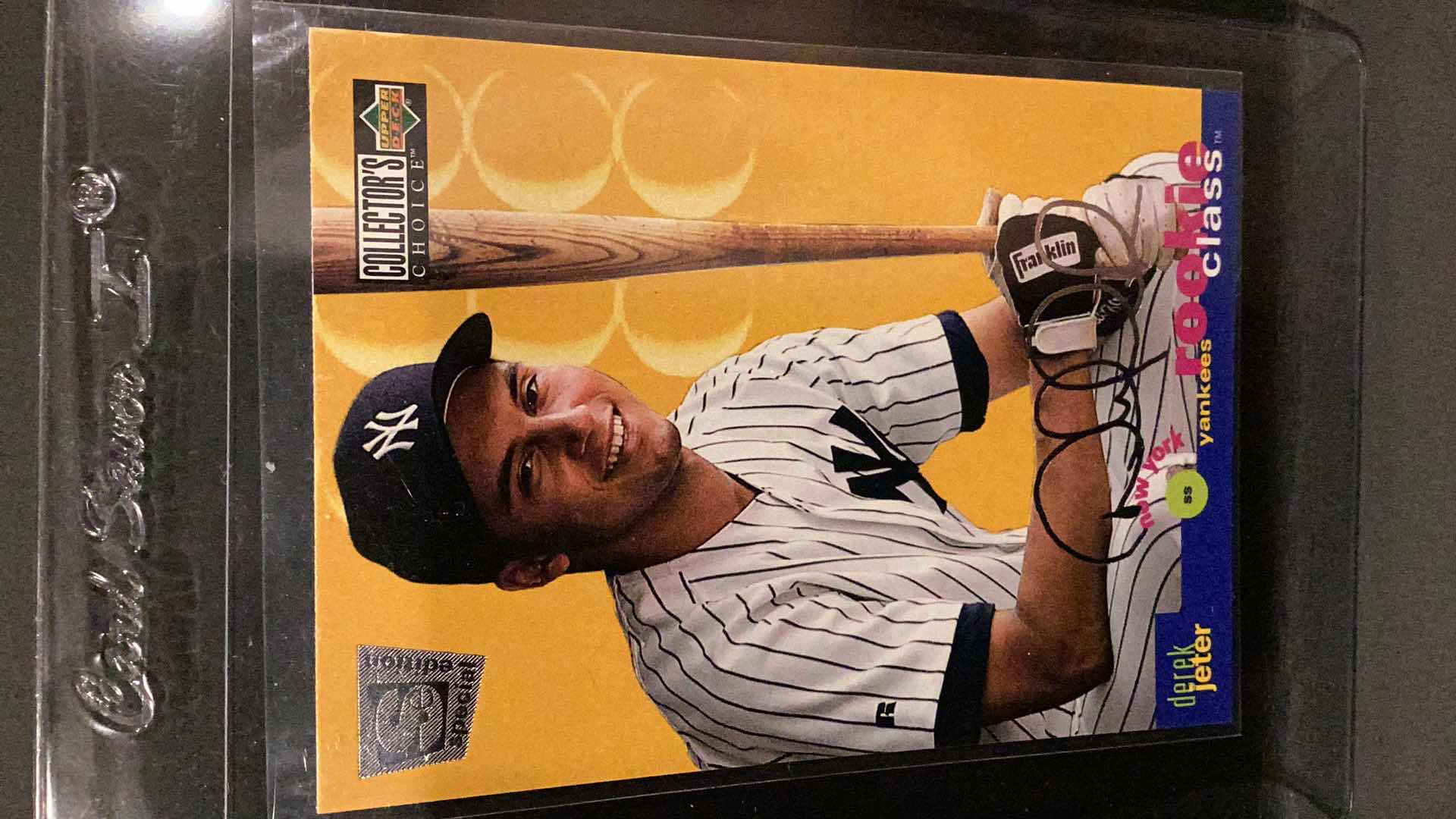 Photo 1 of 1994 UPPER DECK COLLECTORS CHOICE DEREK JETER ROOKIE CARD SPECIAL EDITION WITH FACSIMILE SIGNATURE #2